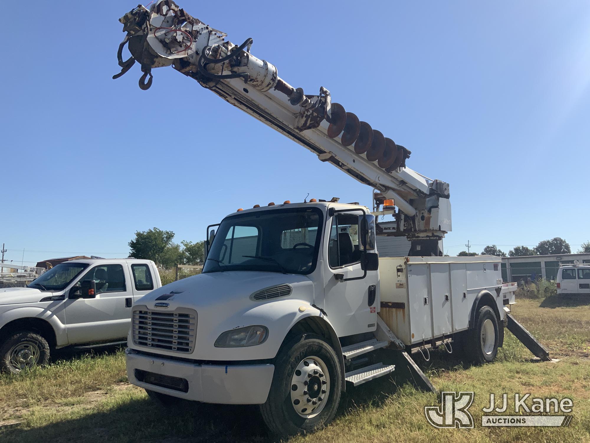 Photo of 2004 Freightliner M2 106 Medium Duty