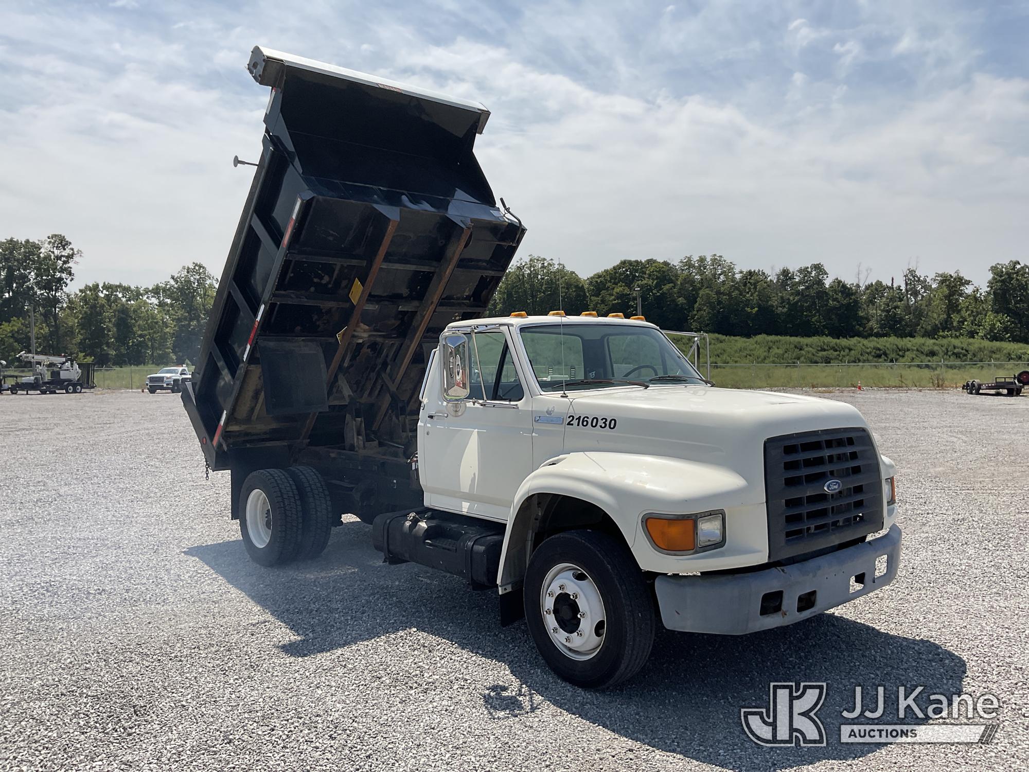 1997 Ford F700
