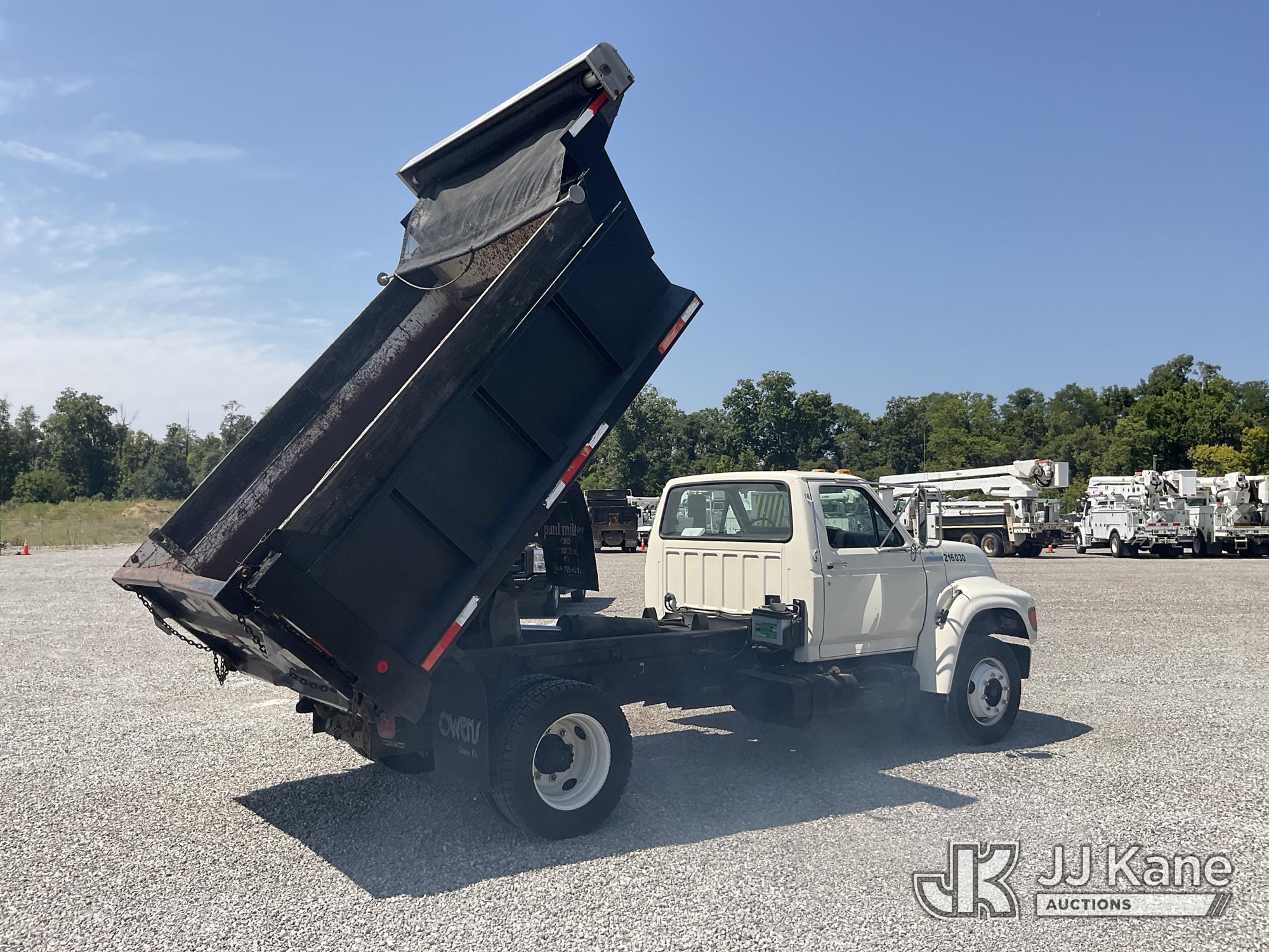 1997 Ford F700