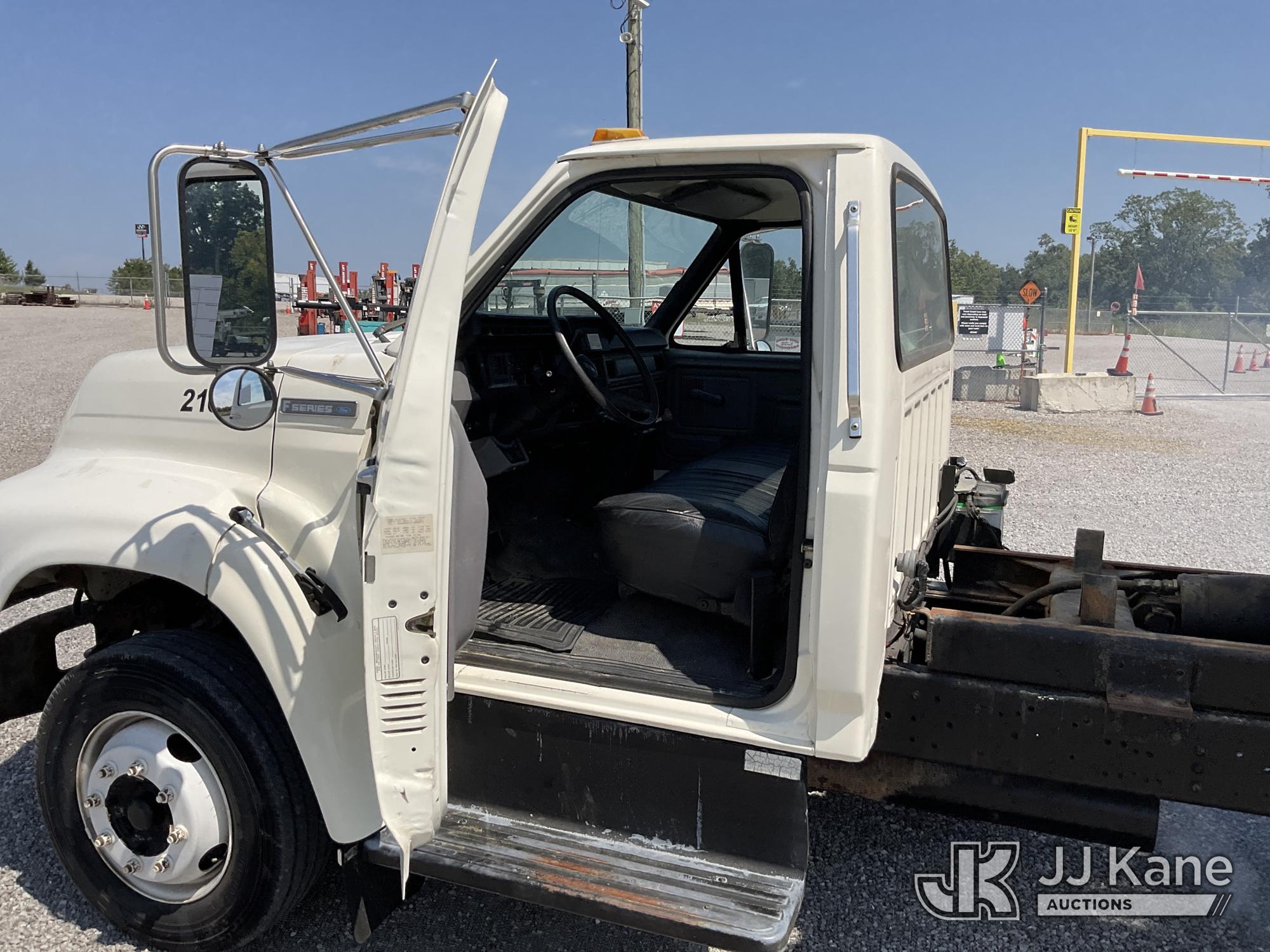 1997 Ford F700