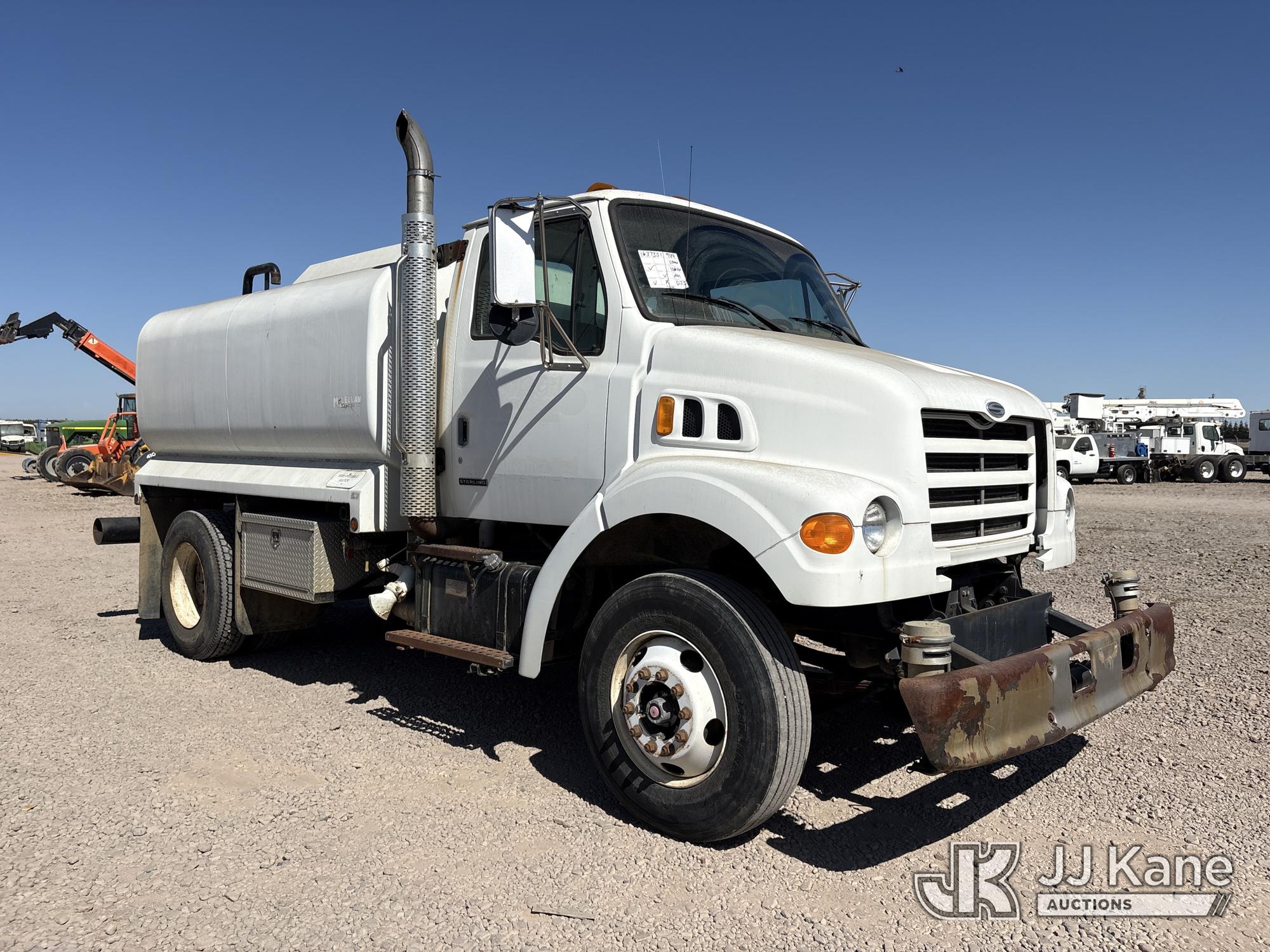 2000 Sterling L7500