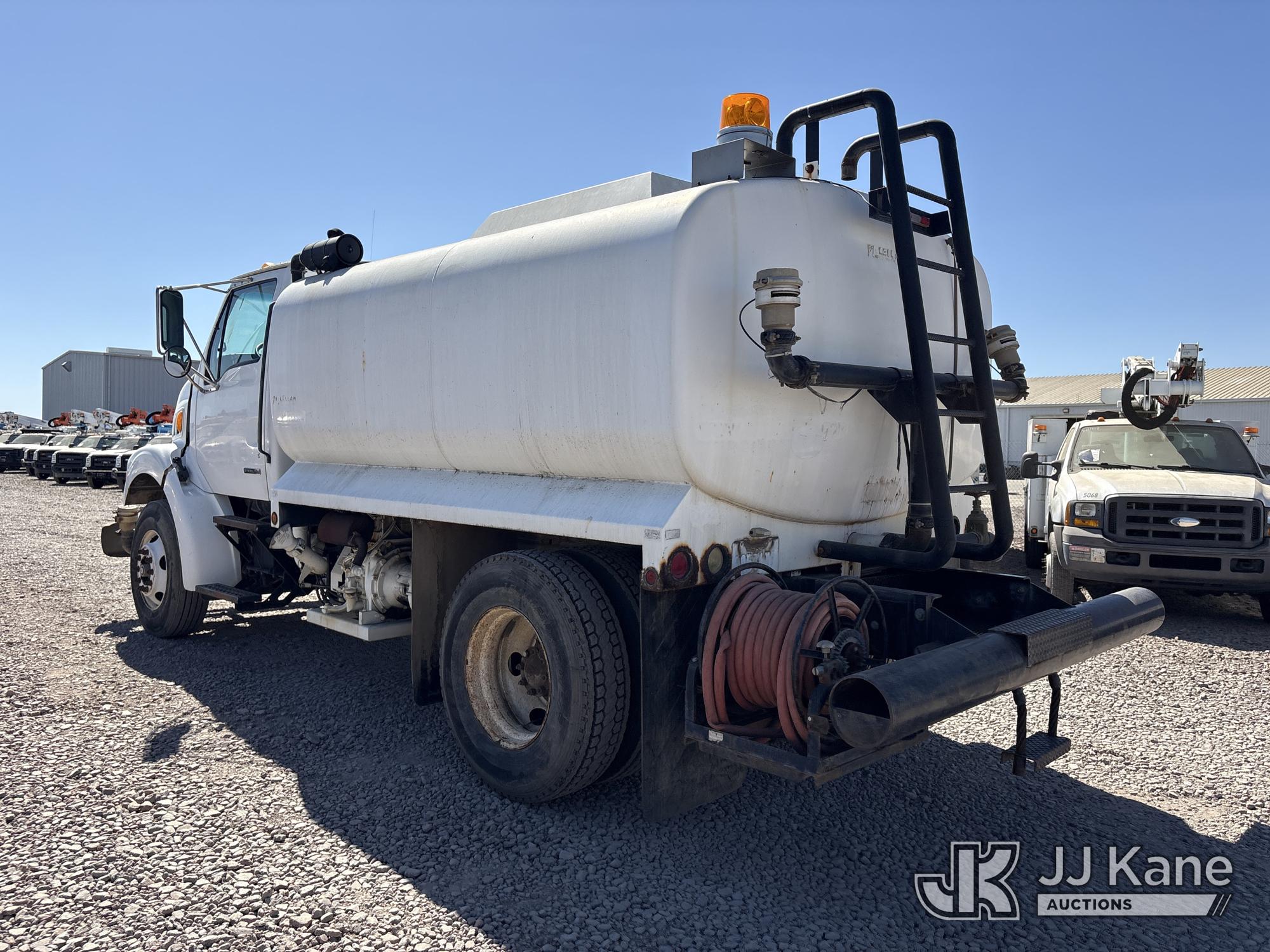 2000 Sterling L7500