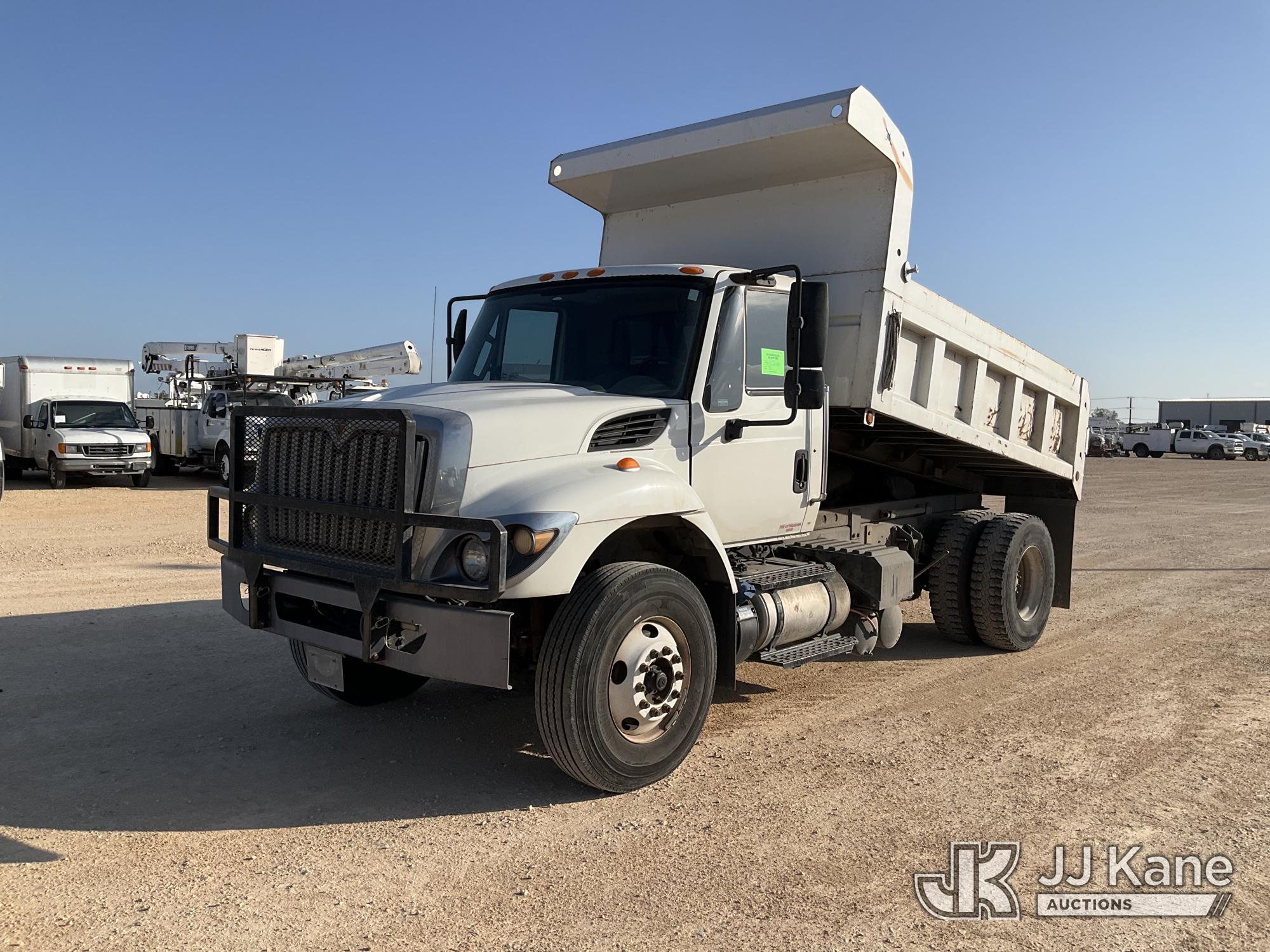Photo of 2015 International 7500