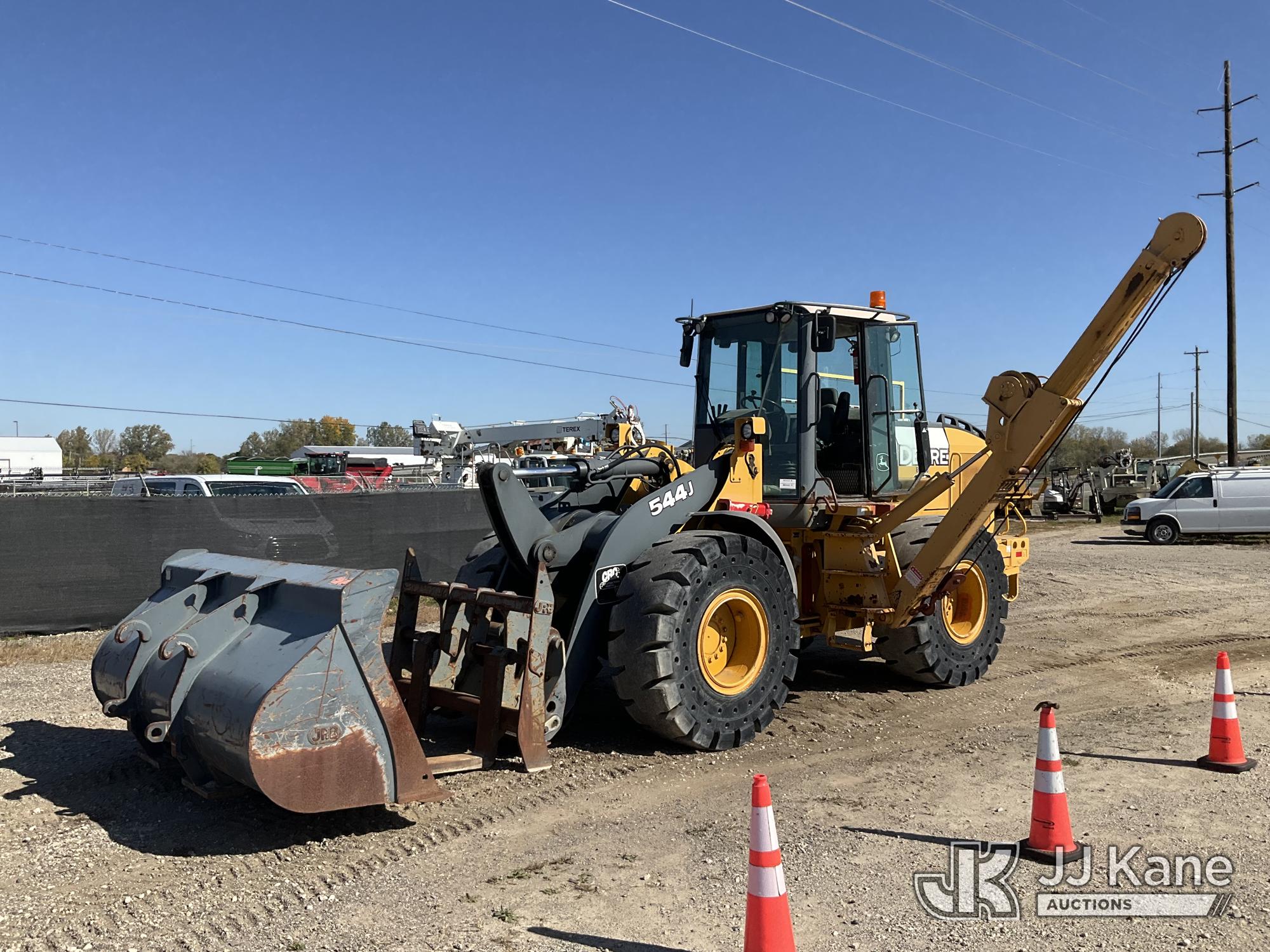 Photo of 2008 John Deere 544J
