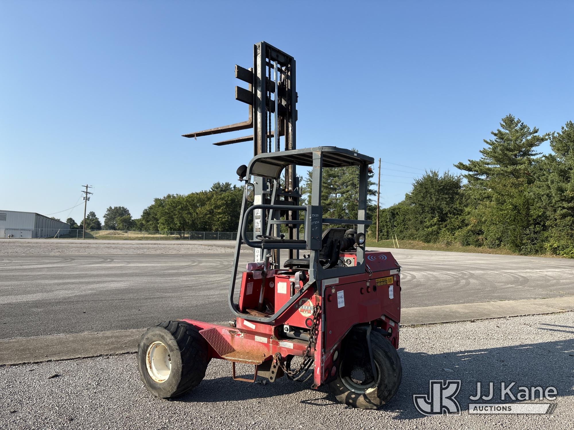 2003 Moffett M5500