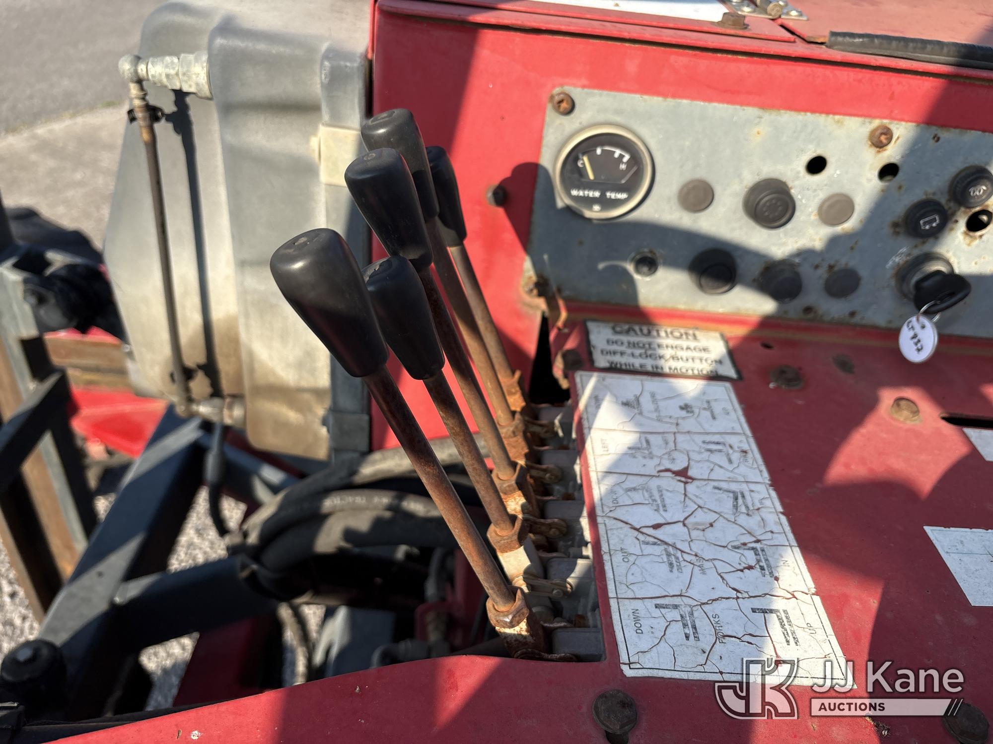 2003 Moffett M5500