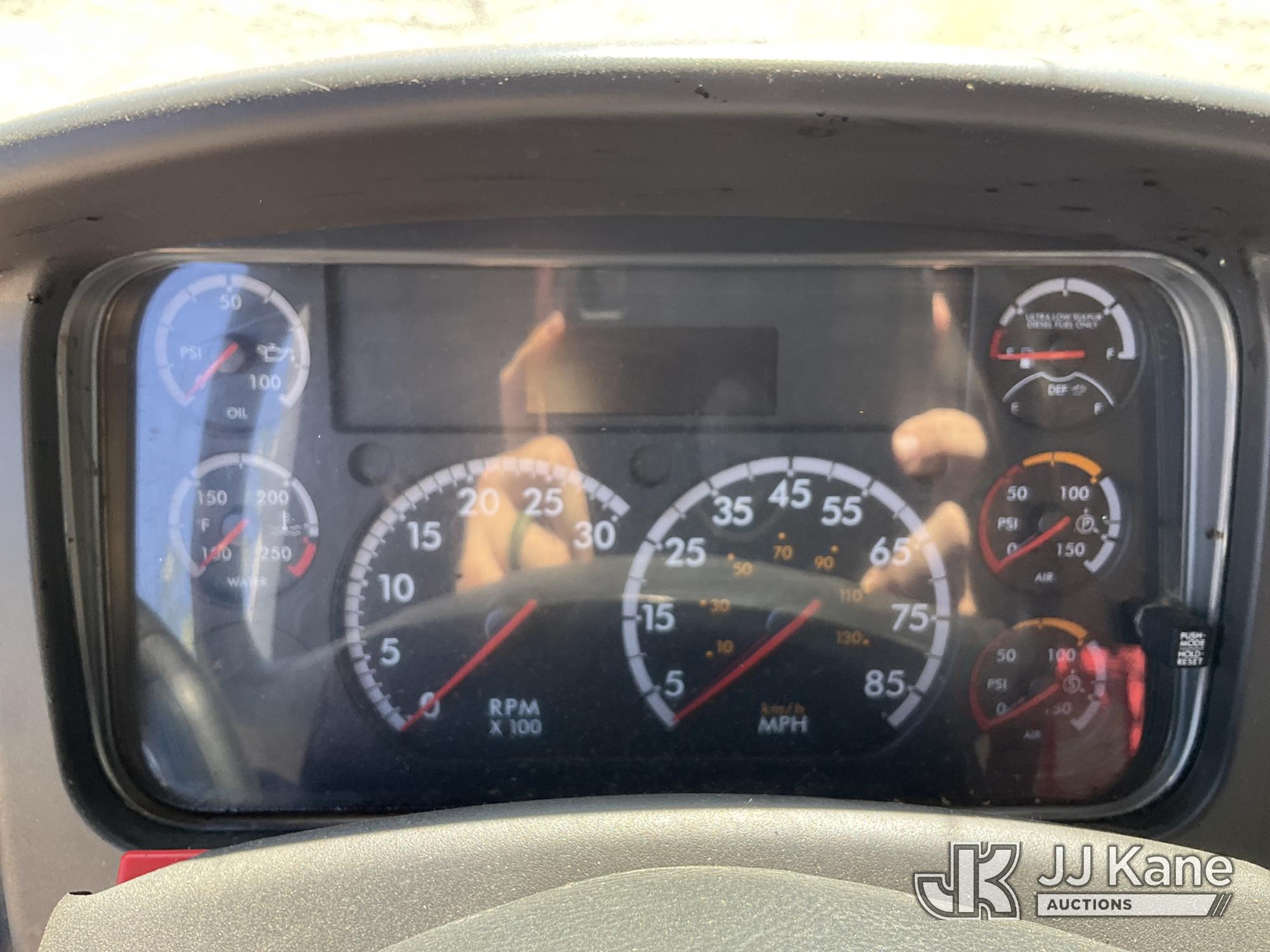 2018 Freightliner M2 Business Class