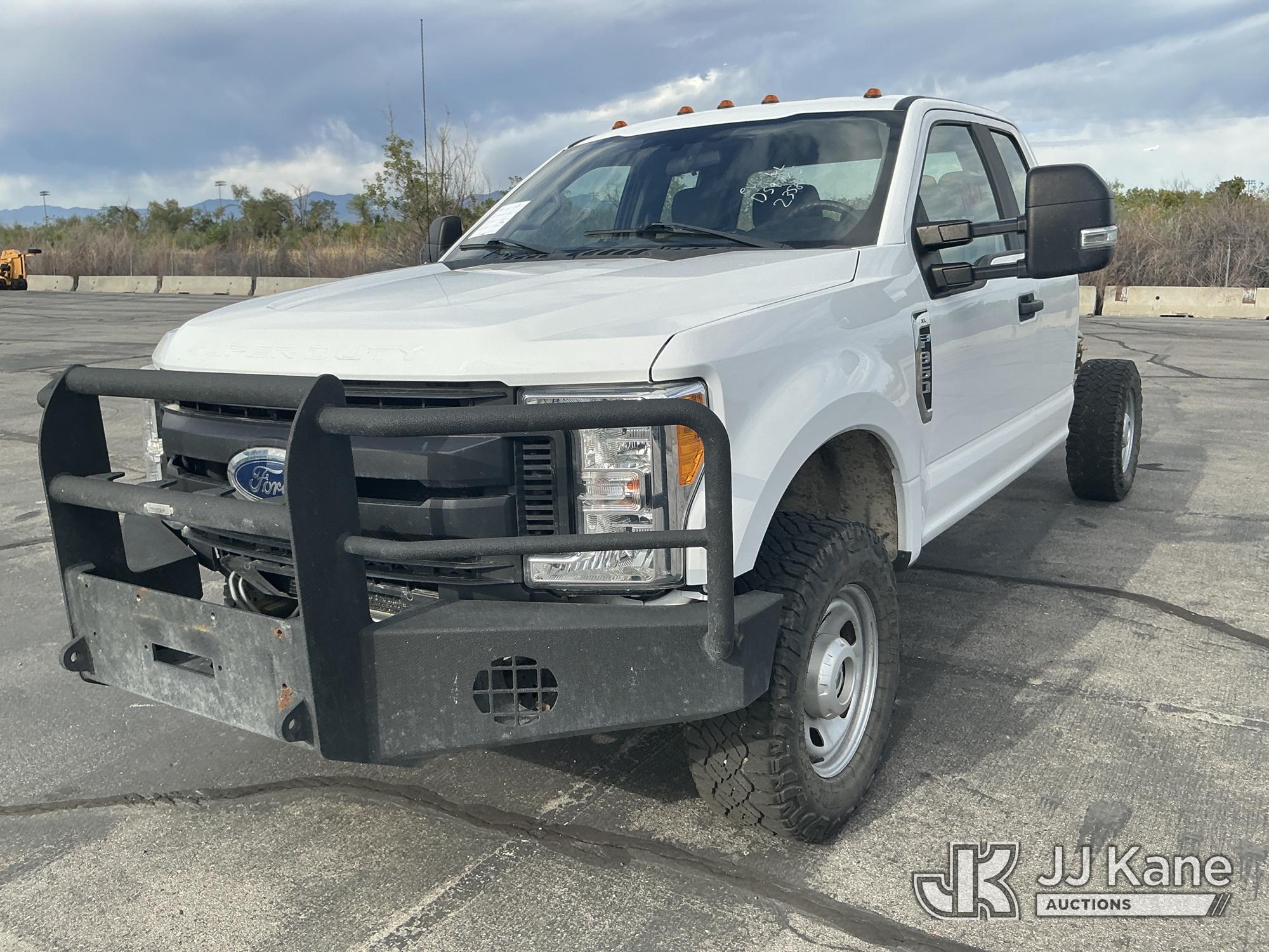 Photo of 2017 Ford F350 4x4