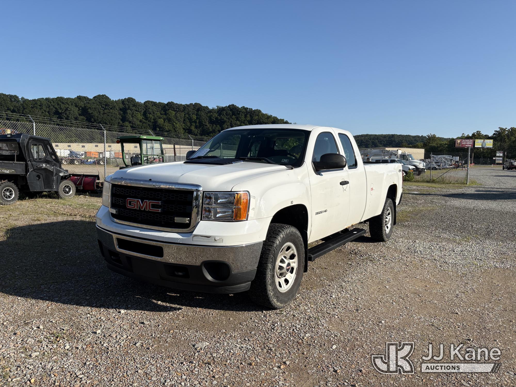 Photo of 2011 GMC Sierra 3500HD 4x4