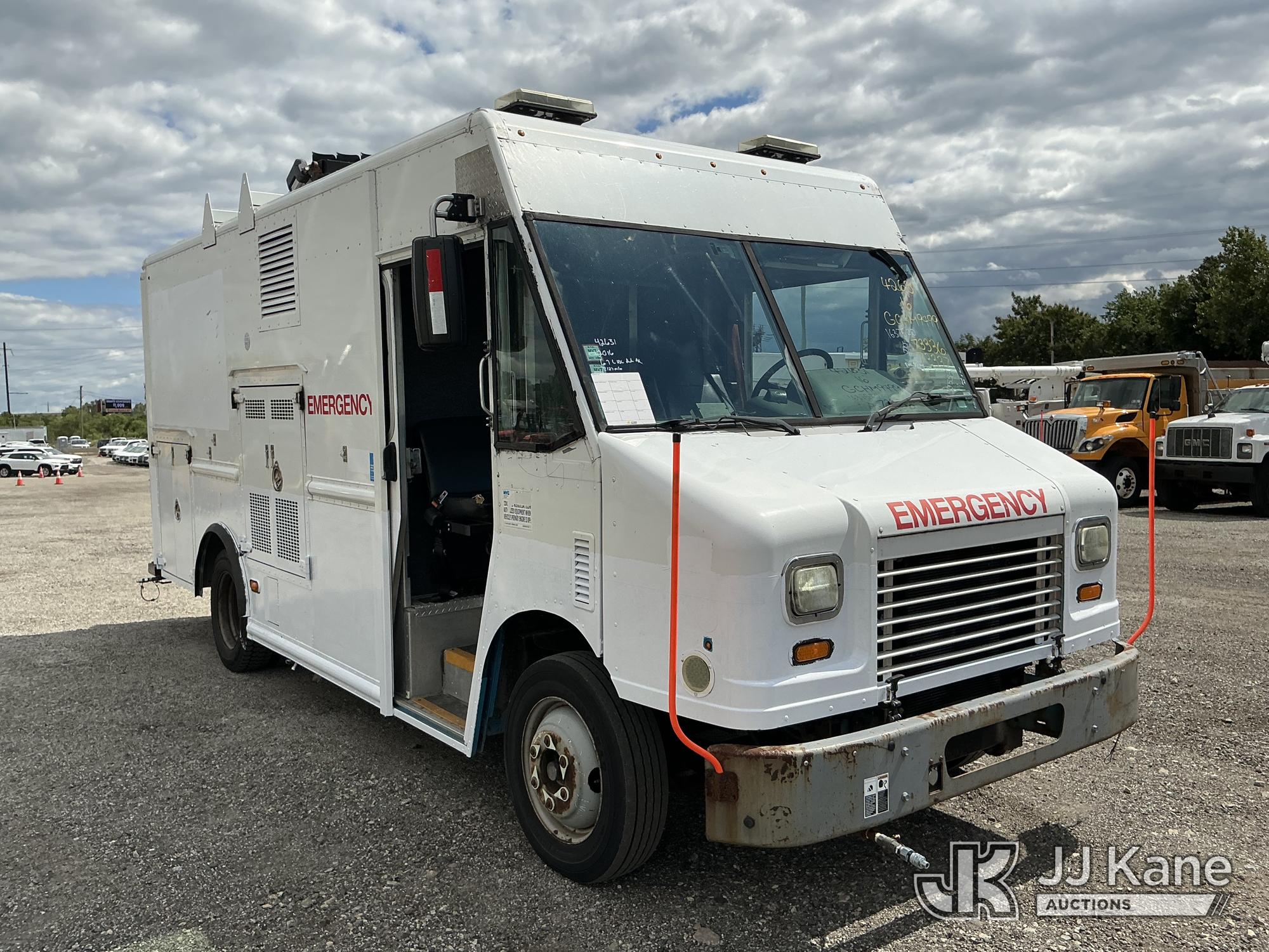 2016 Freightliner MT45 CHASSIS