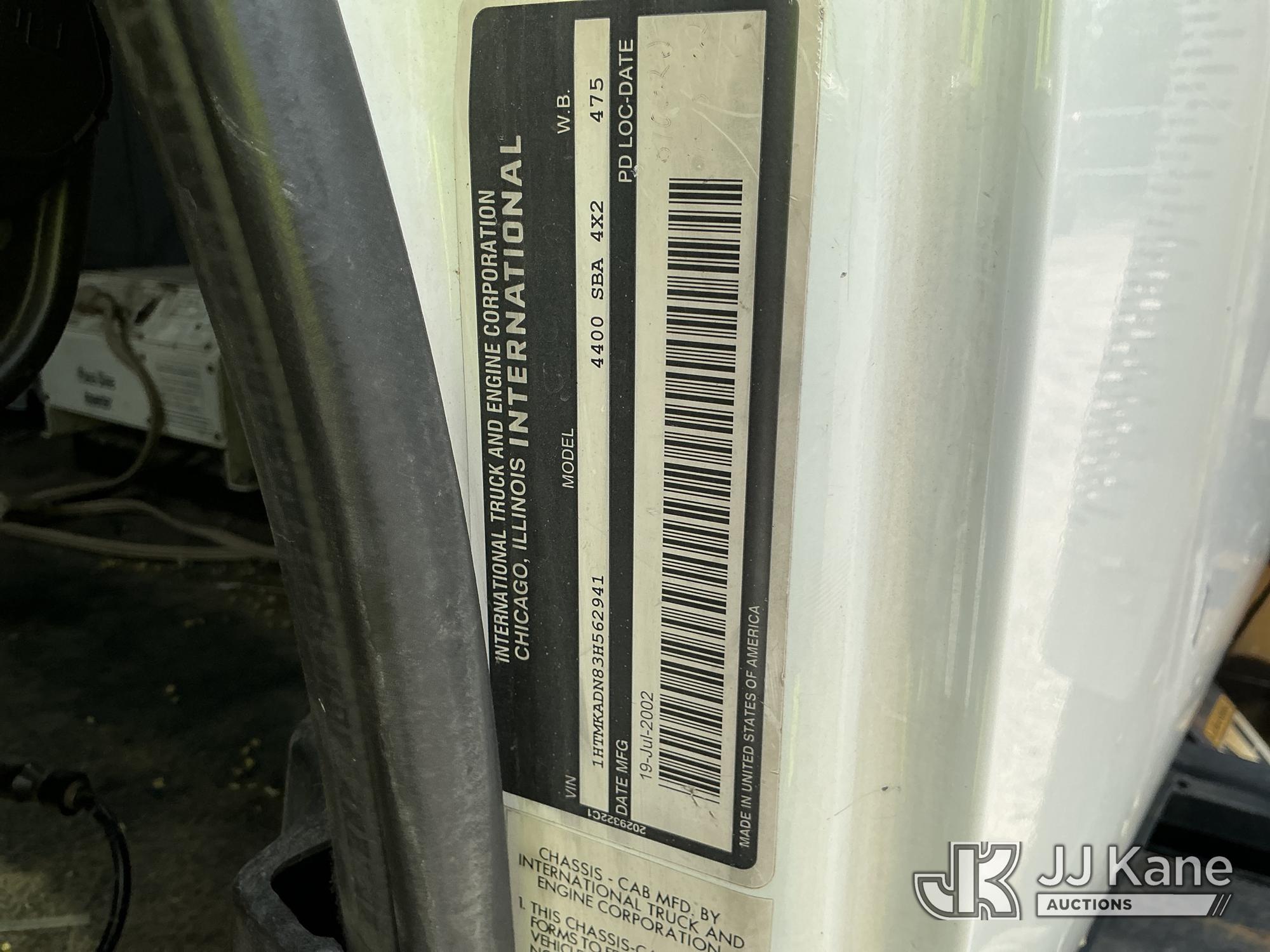 2003 International 4400