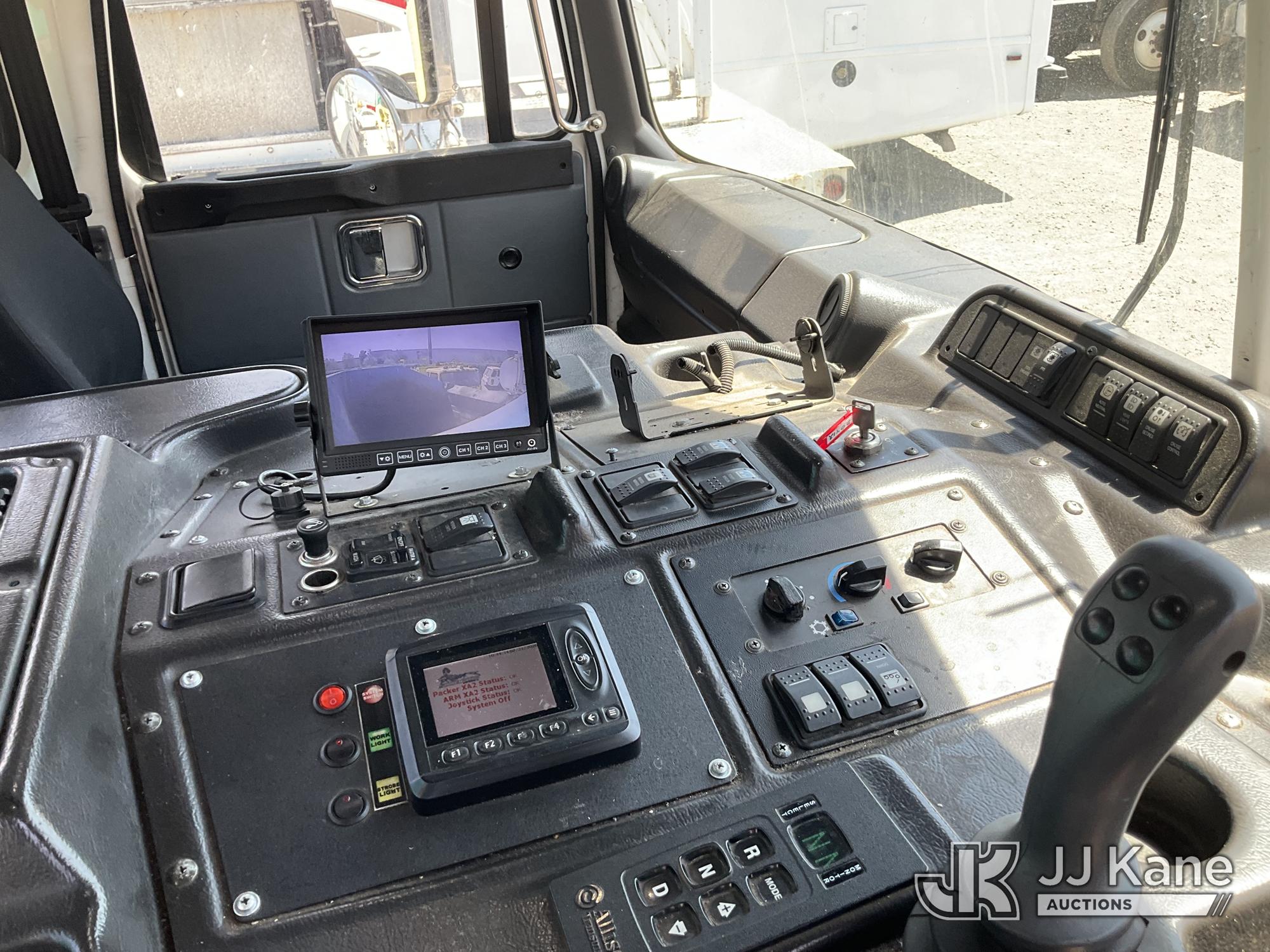 2016 Autocar XPEDITOR