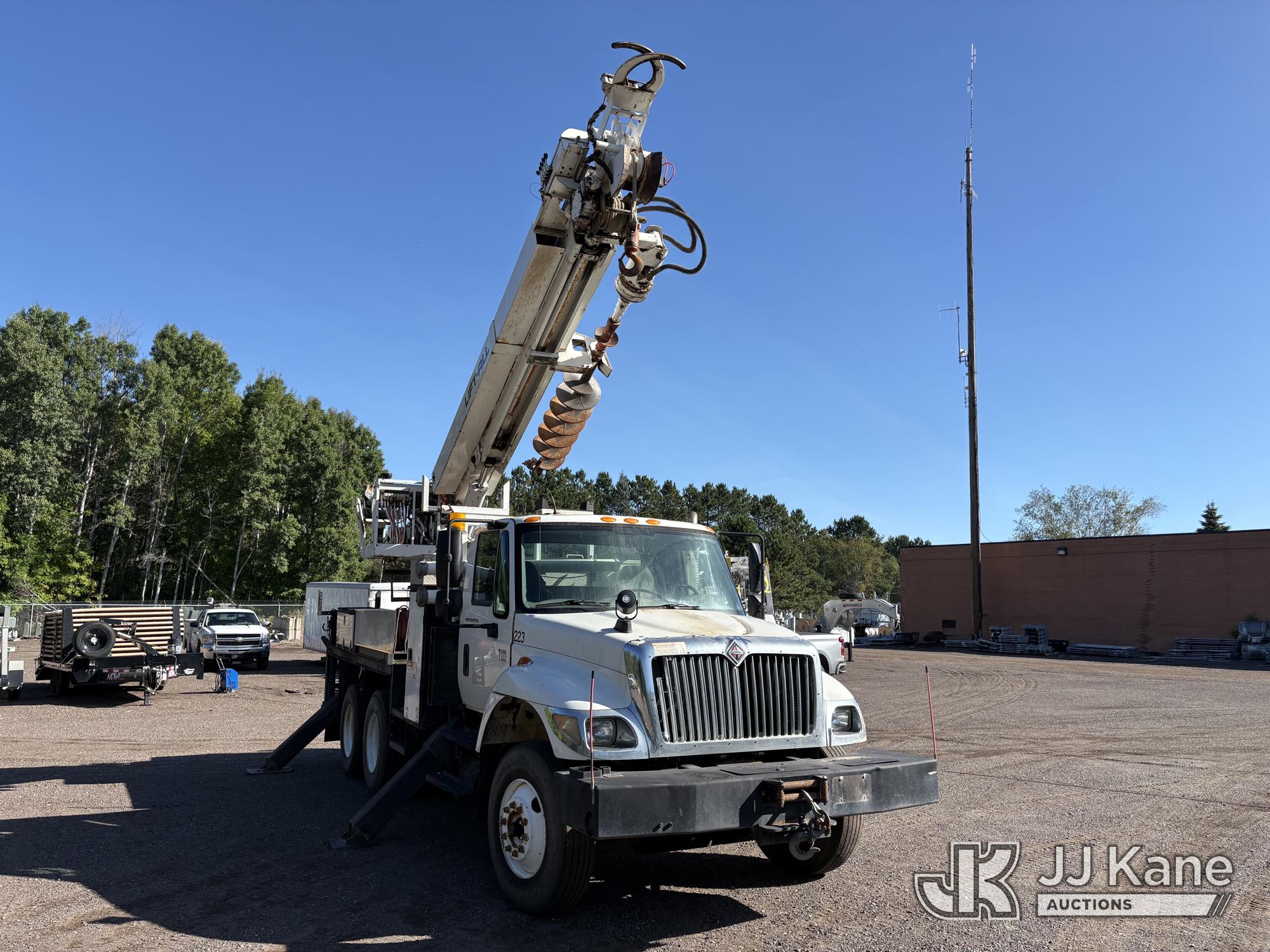 2005 International 7400