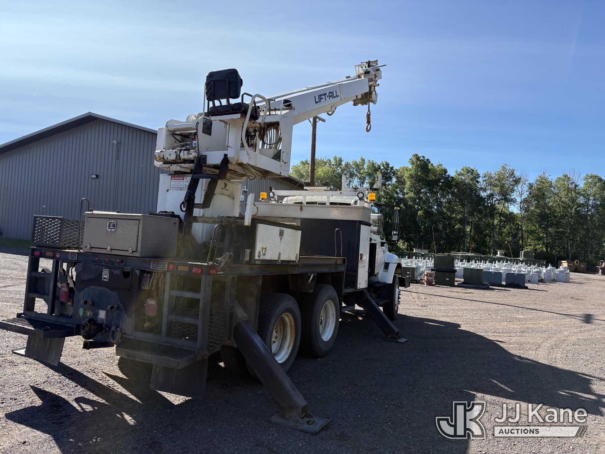 2005 International 7400