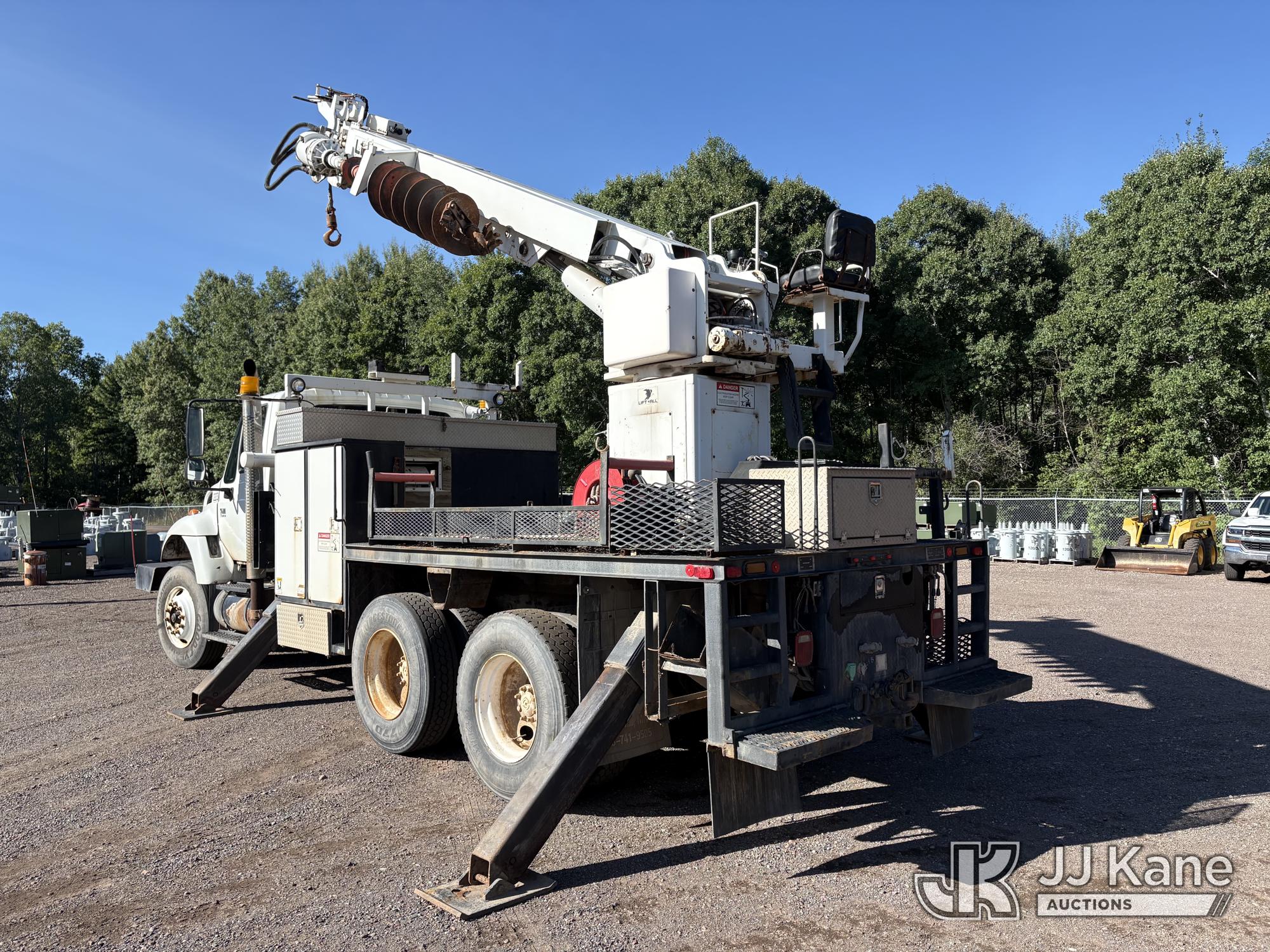 2005 International 7400