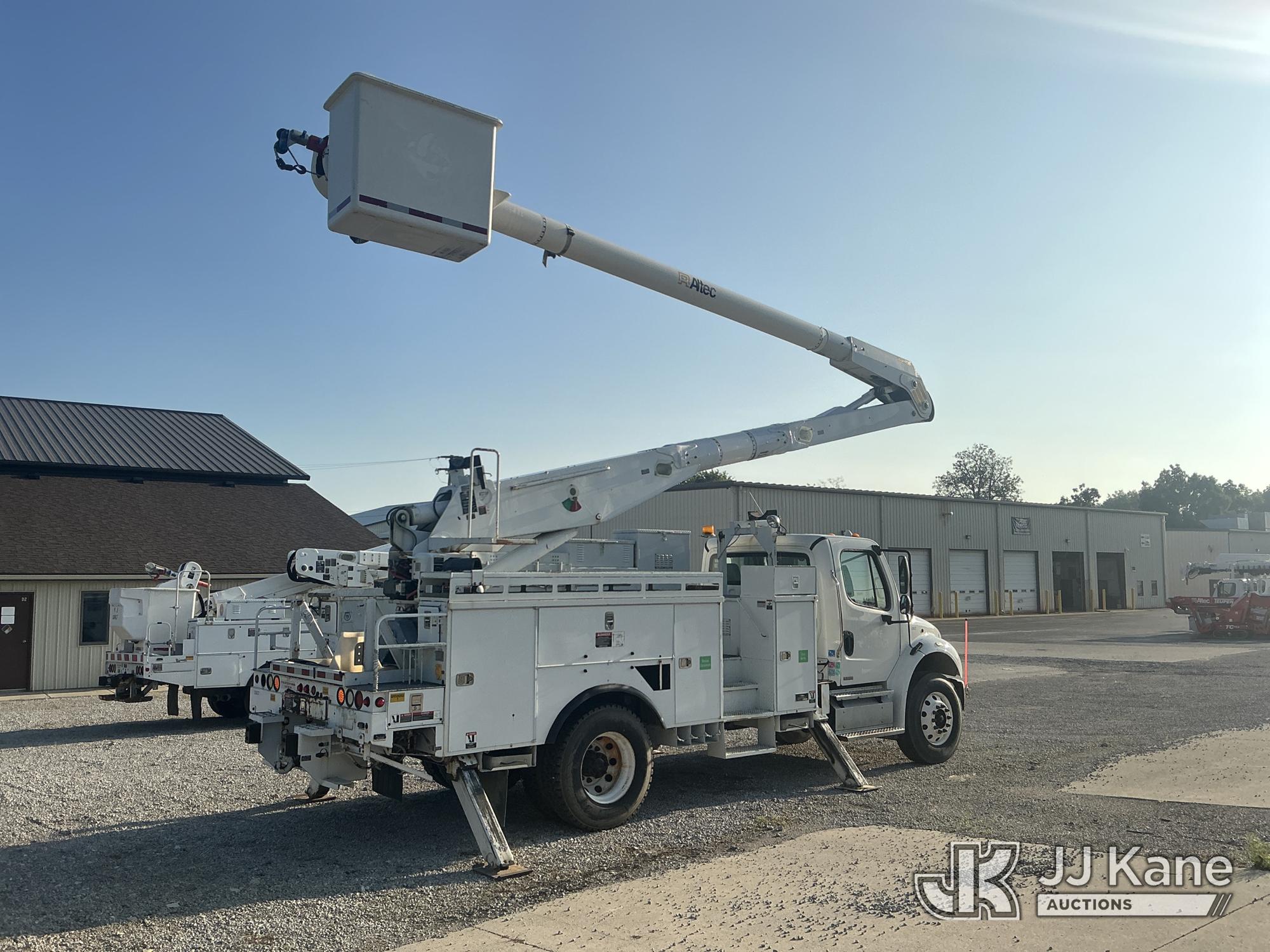 2012 Freightliner M2 106