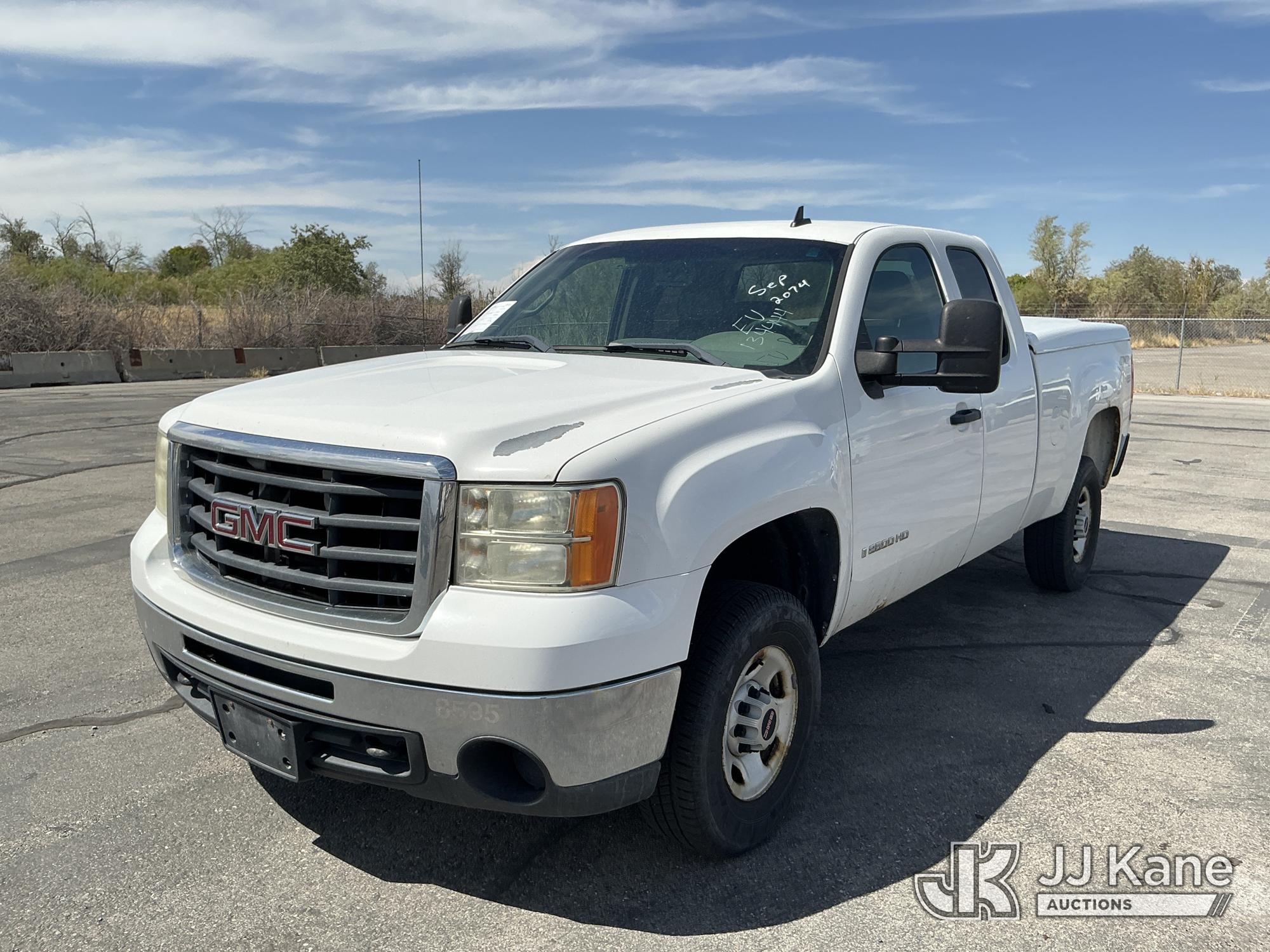 Photo of 2009 GMC Sierra 2500HD 4x4