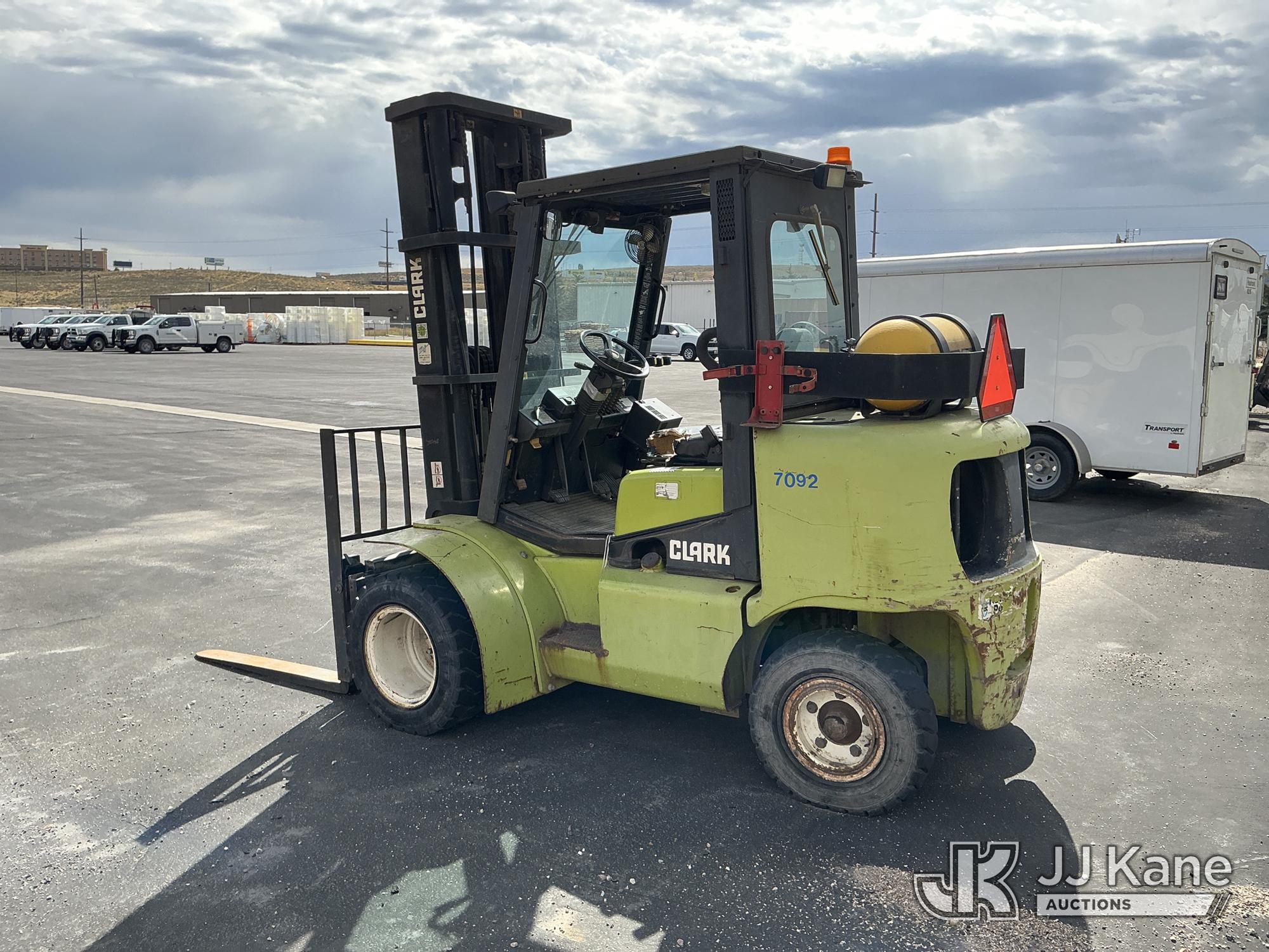 1998 Clark CGP40