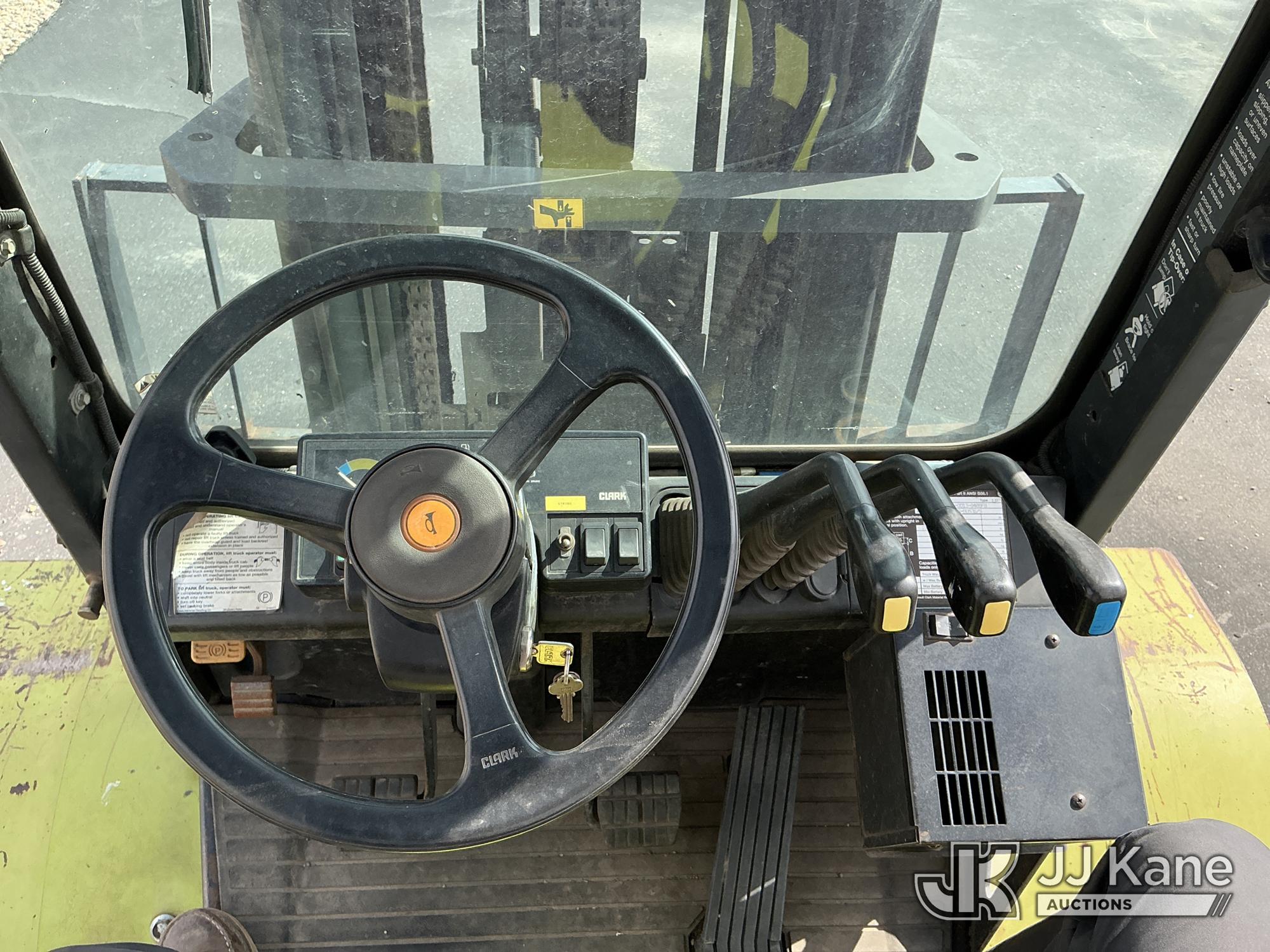 1998 Clark CGP40