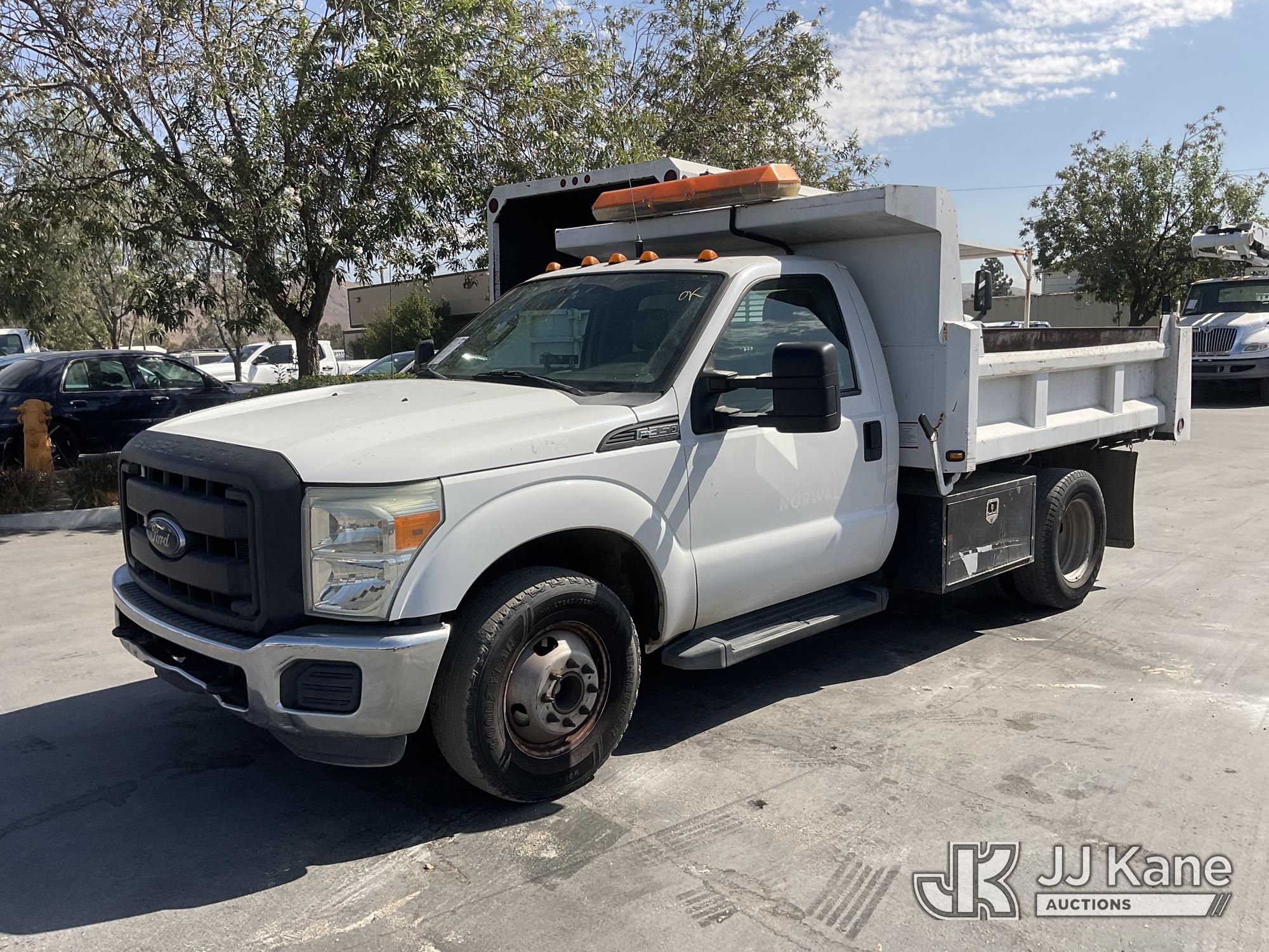 2015 Ford F-350 SD Utility Truck
