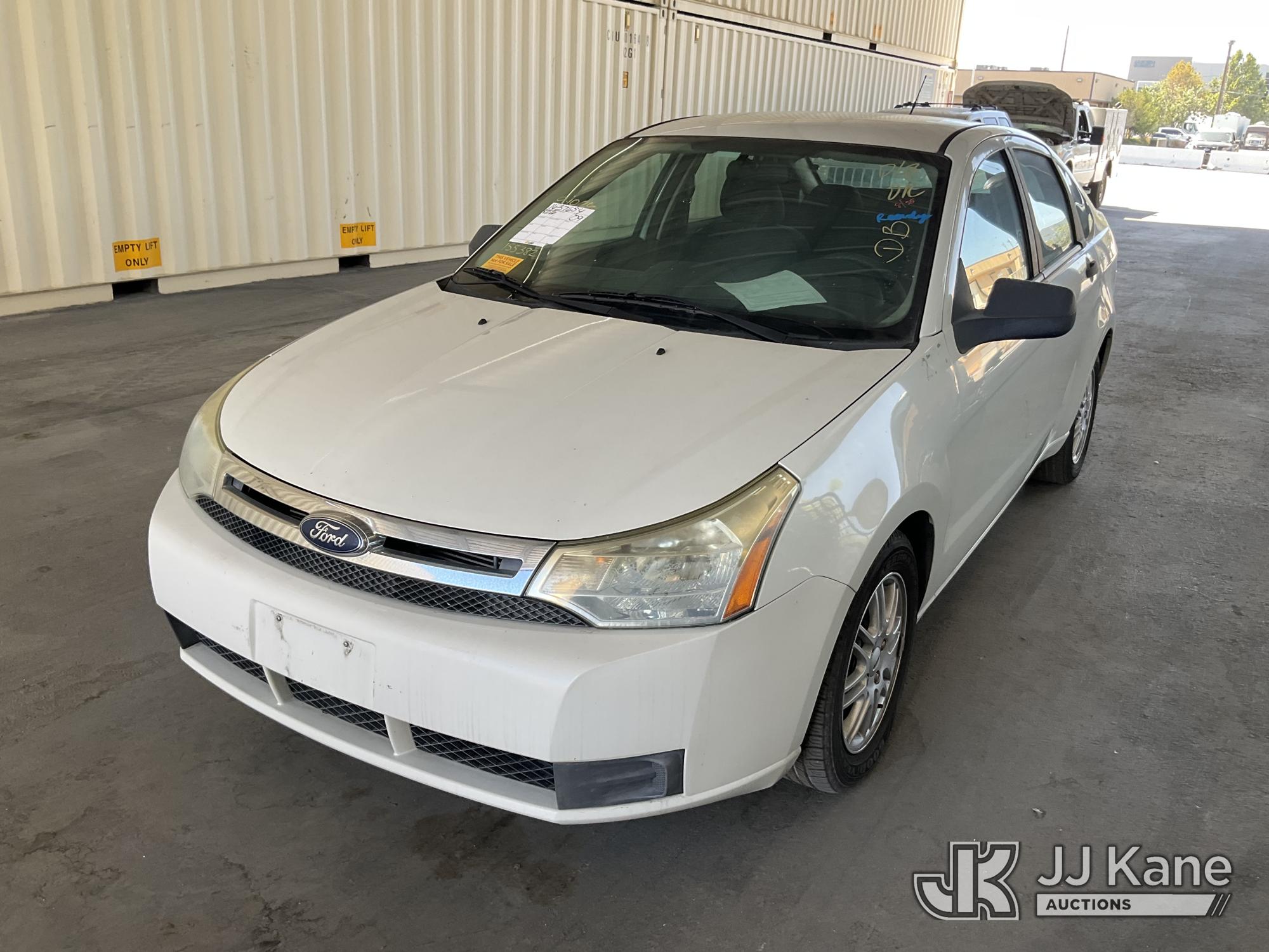 2009 Ford Focus 4-Door Sedan