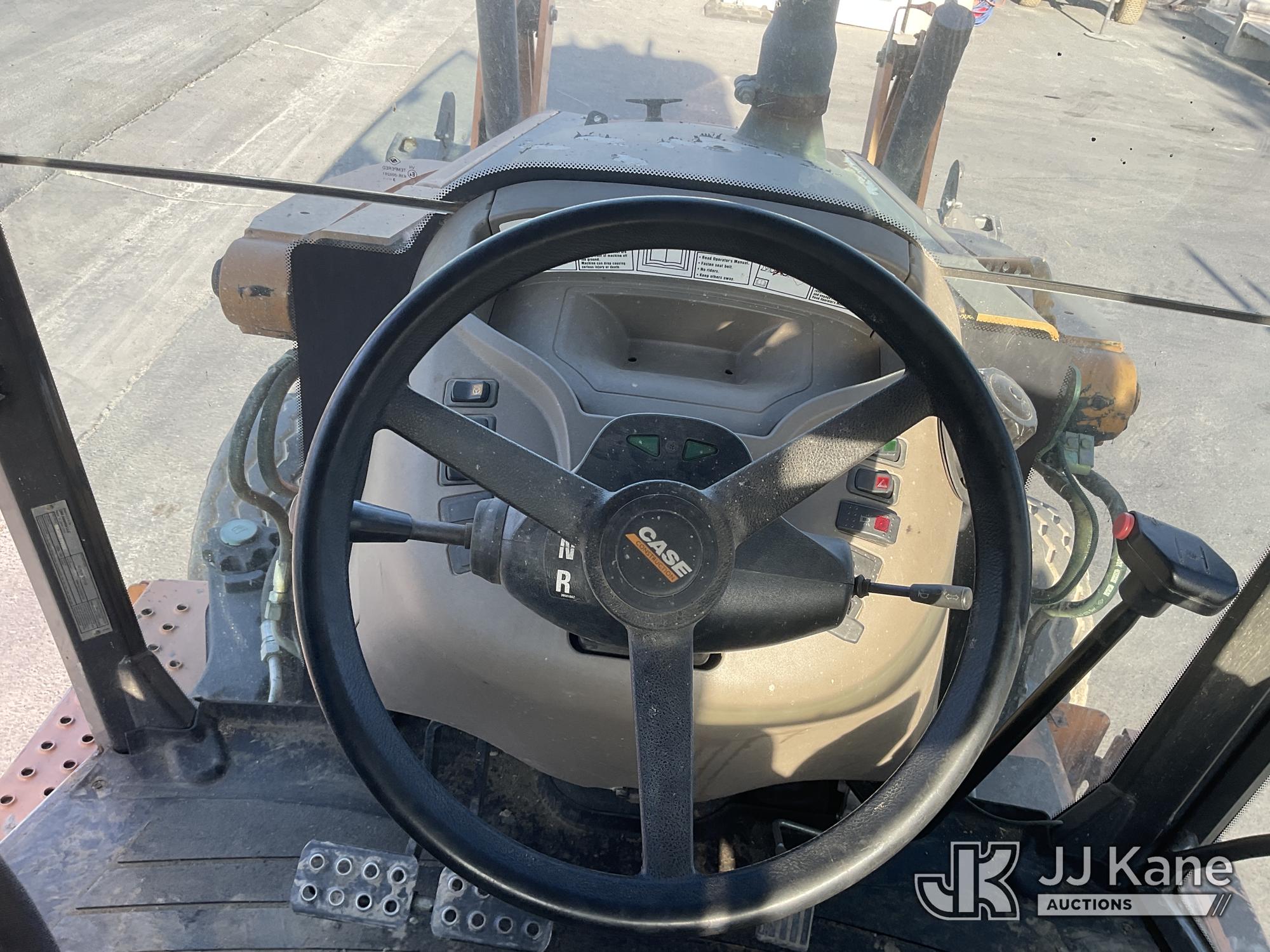 2014 Case 580N 4X4