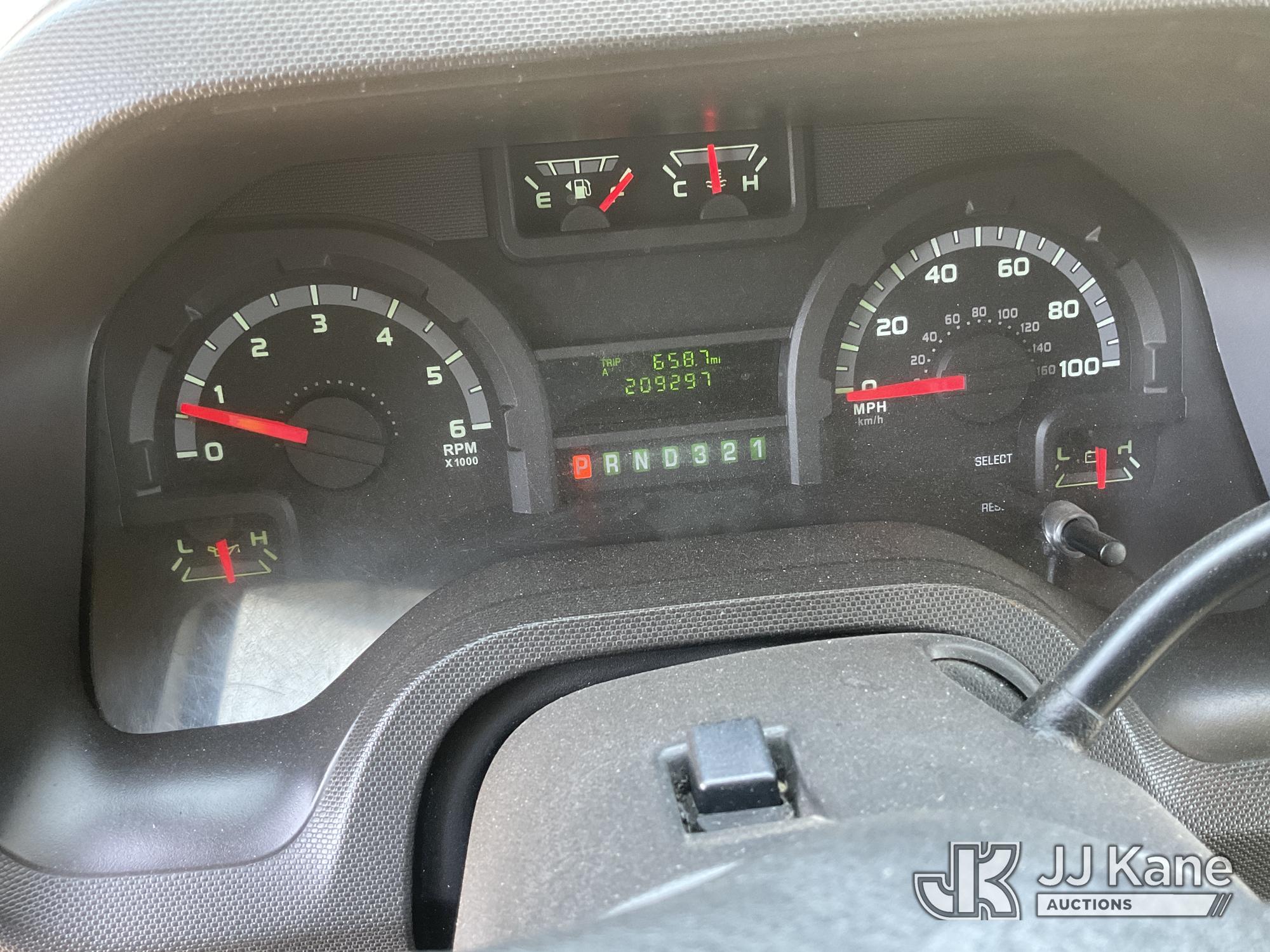 2013 Ford ECONOLINE E-450
