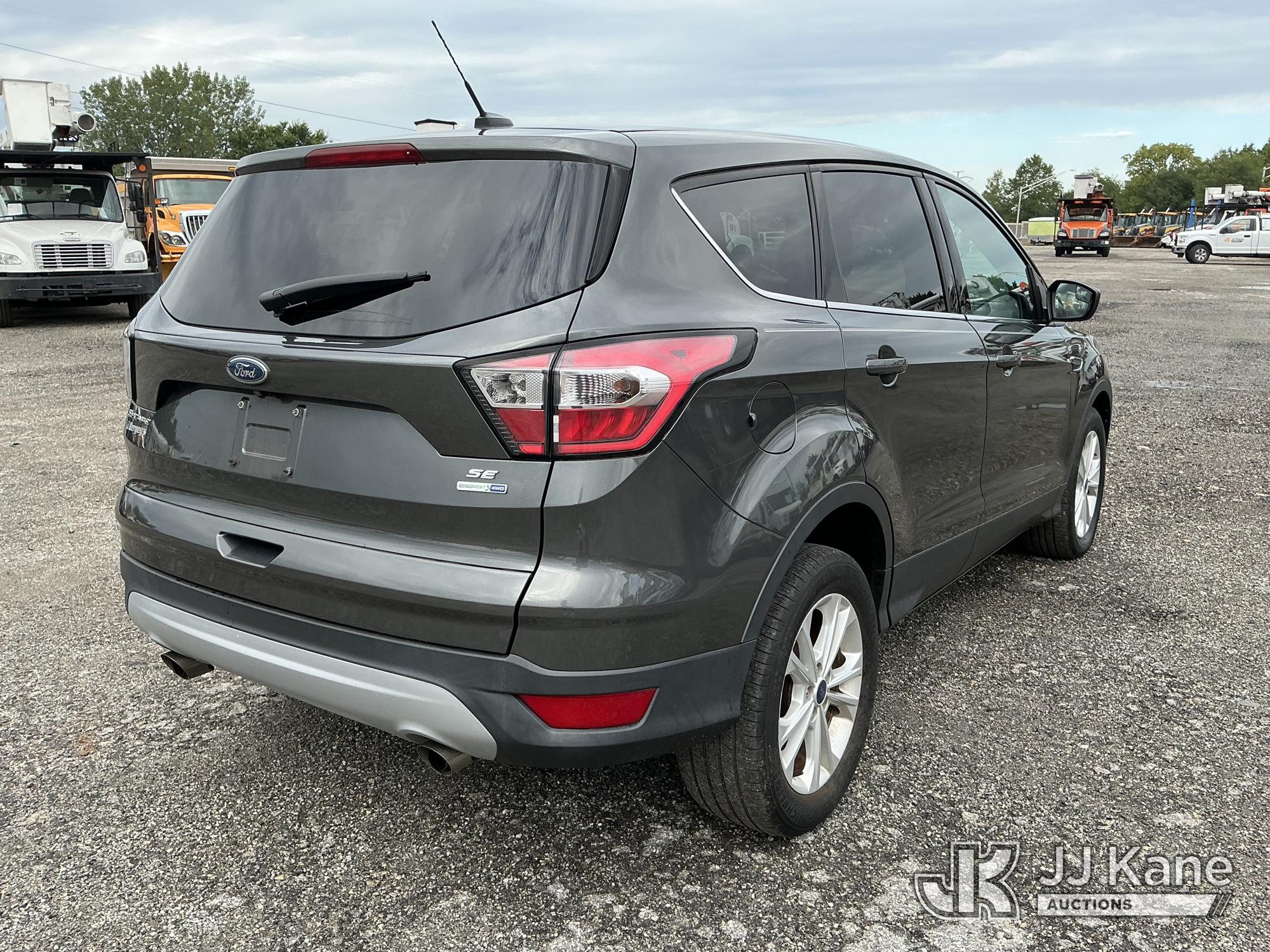 2017 Ford ESCAPE 4X4