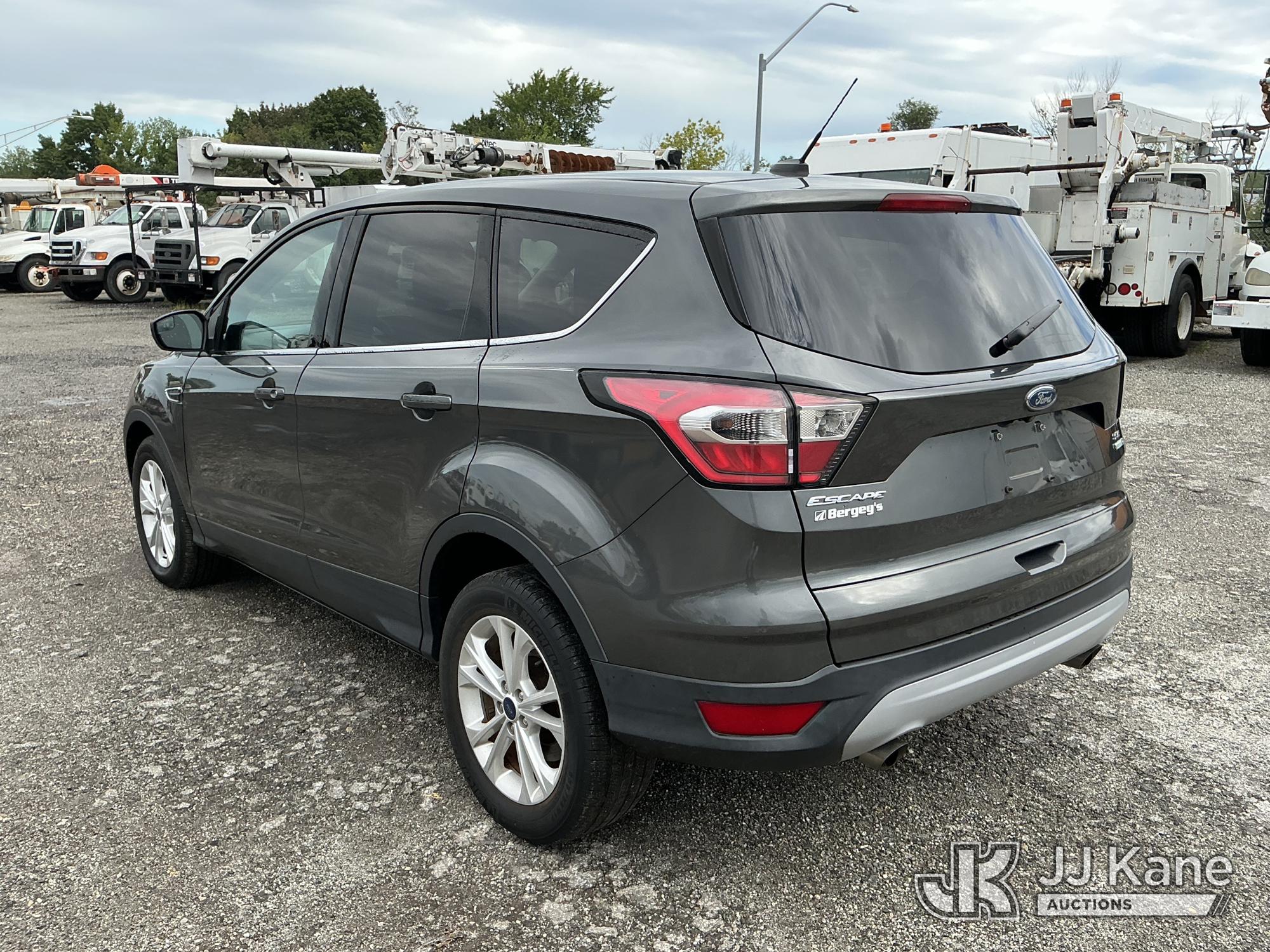 2017 Ford ESCAPE 4X4
