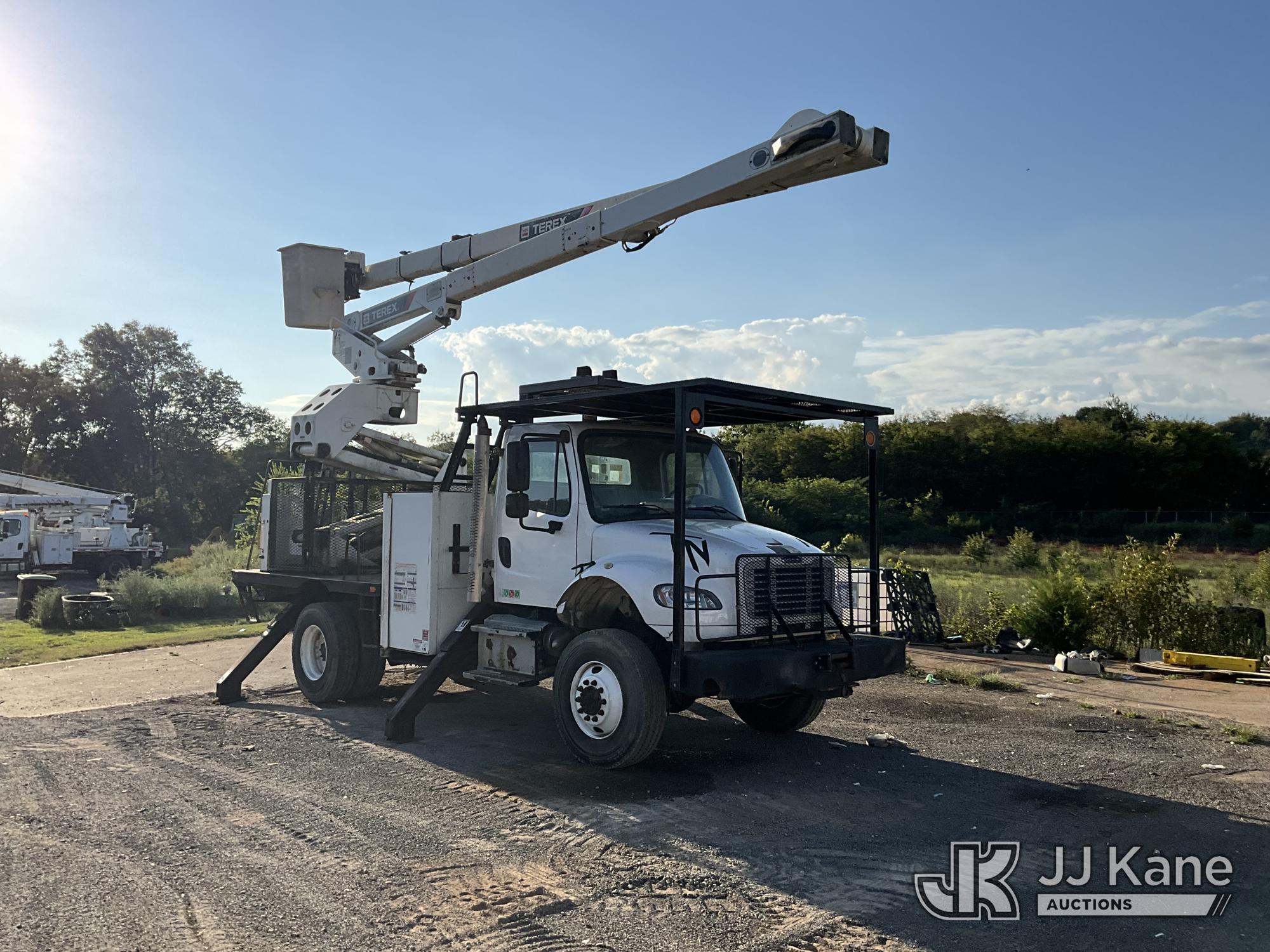 2016 Freightliner M2 106