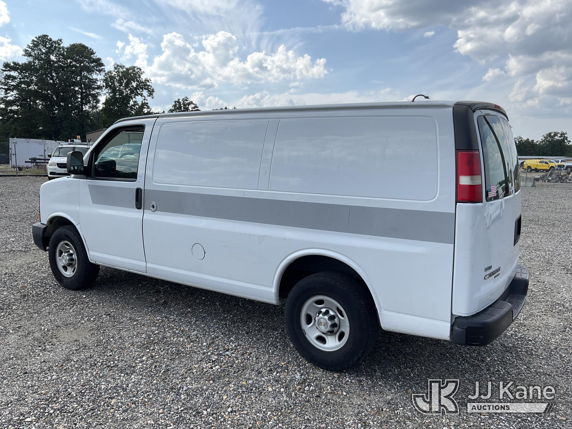 2011 Chevrolet EXPRESS 2500
