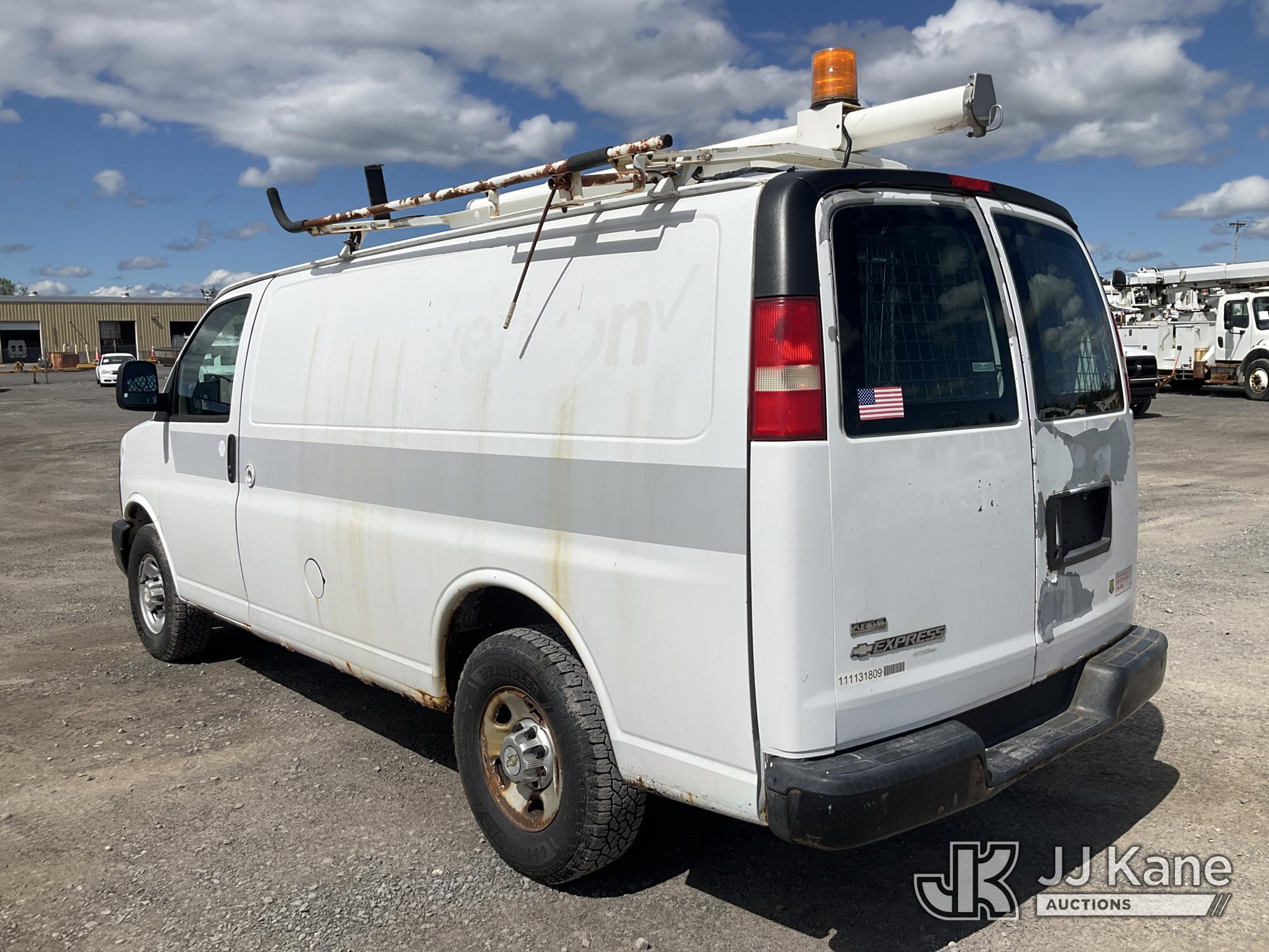 2011 Chevrolet EXPRESS G2500