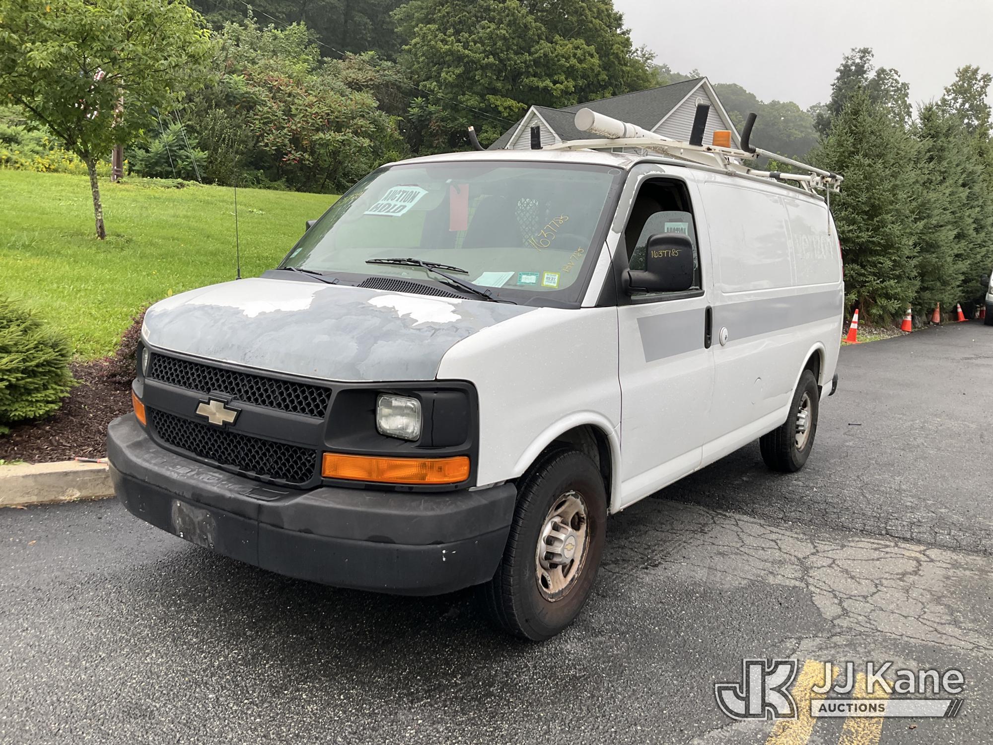 Photo of 2011 Chevrolet Express G2500