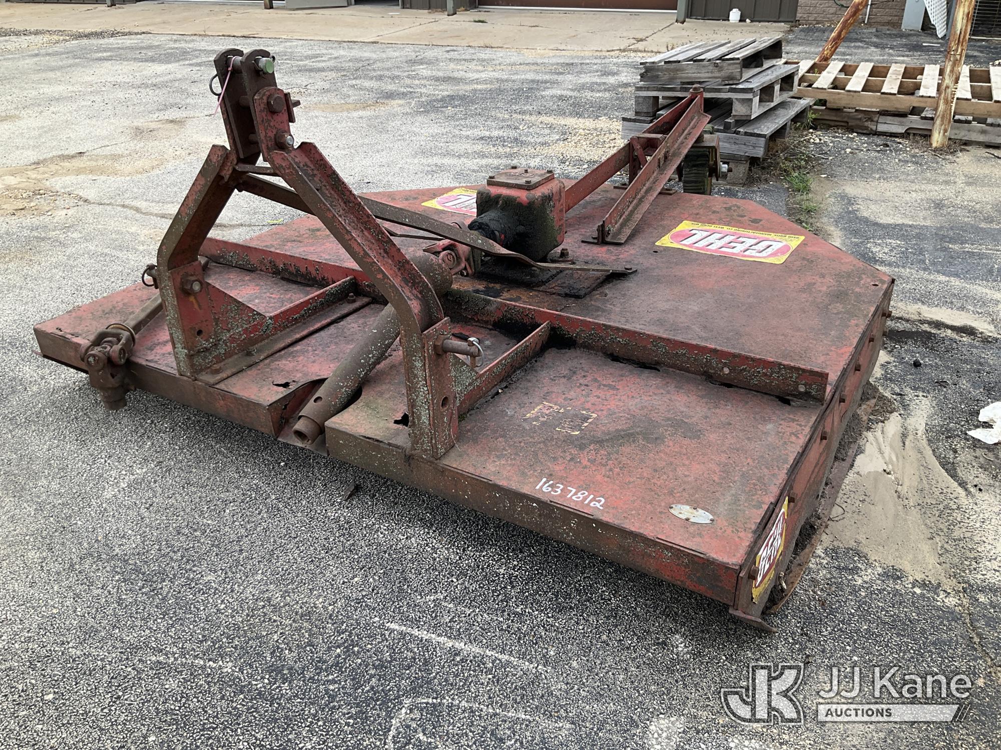 Gehl 72in Rotary Mower NOTE: This unit is being sold AS IS/WHERE IS via Timed Auction and is located in South Beloit
