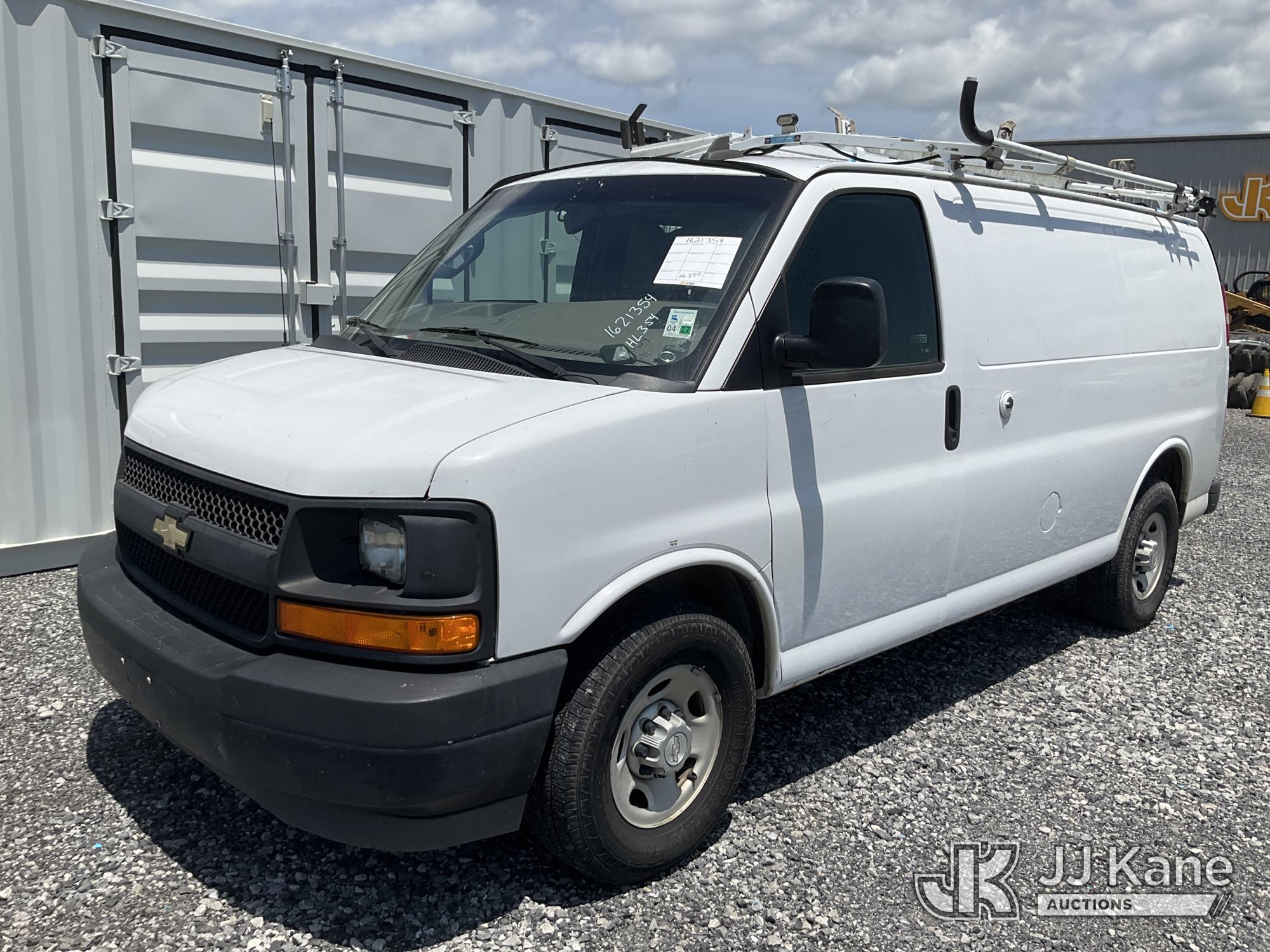 2017 Chevrolet Express G2500 Cargo Van