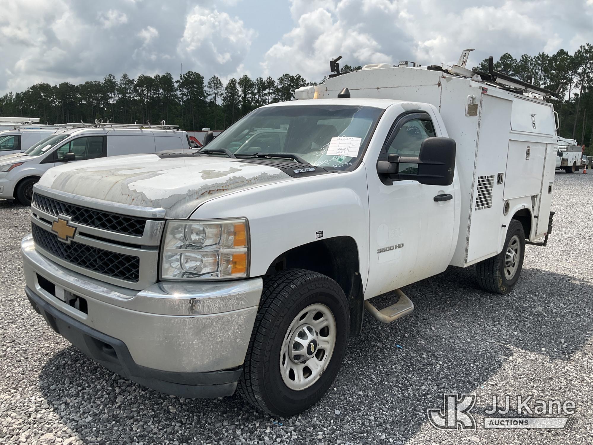 2013 Chevrolet Silverado 3500HD Enclosed Service Truck