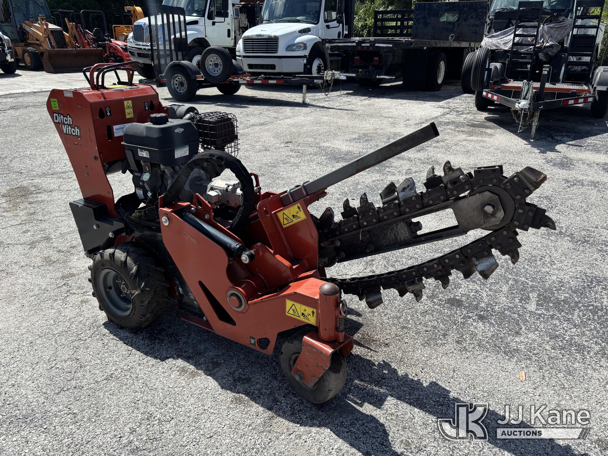 2021 Ditch Witch C14
