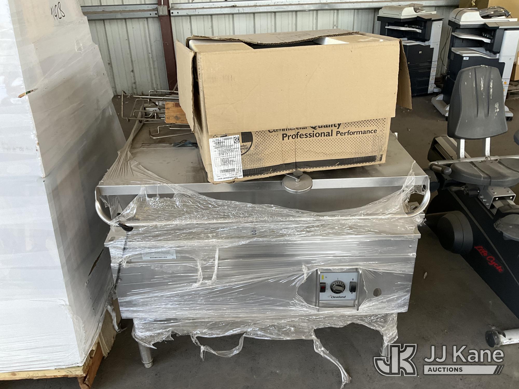 Kitchen Equipment (Used) NOTE: This unit is being sold AS IS/WHERE IS via Timed Auction and is located in Jurupa Valley