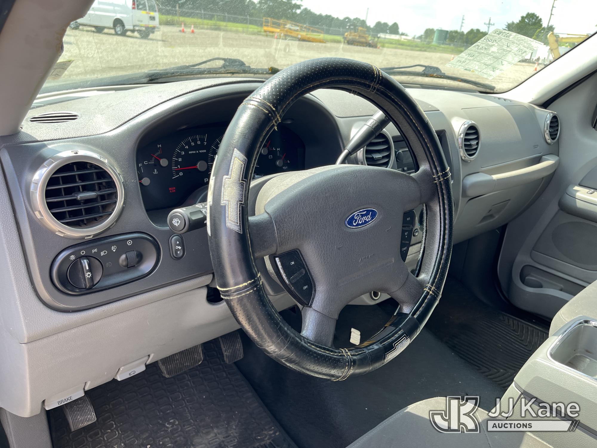 2004 Ford EXPEDITION