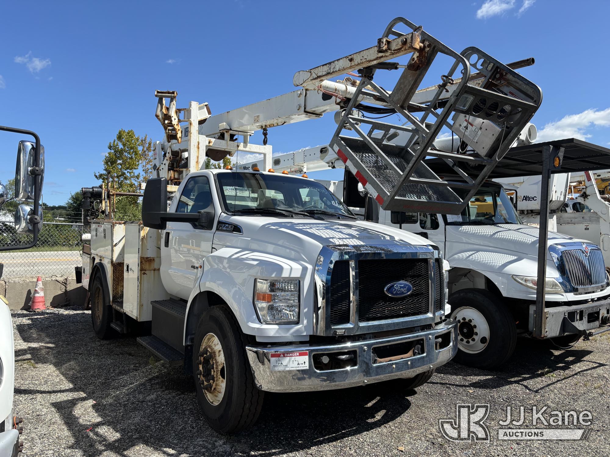 2019 Ford F750