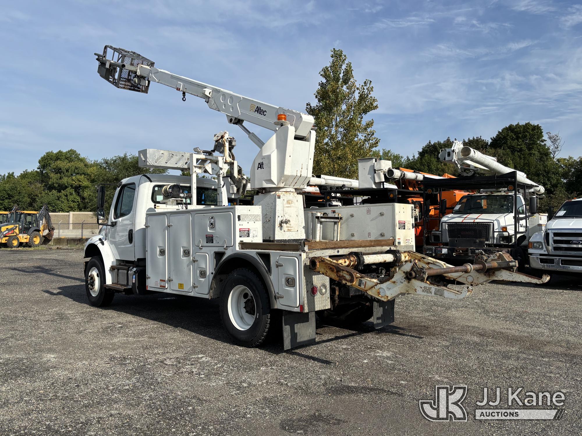 2019 Freightliner M2 106