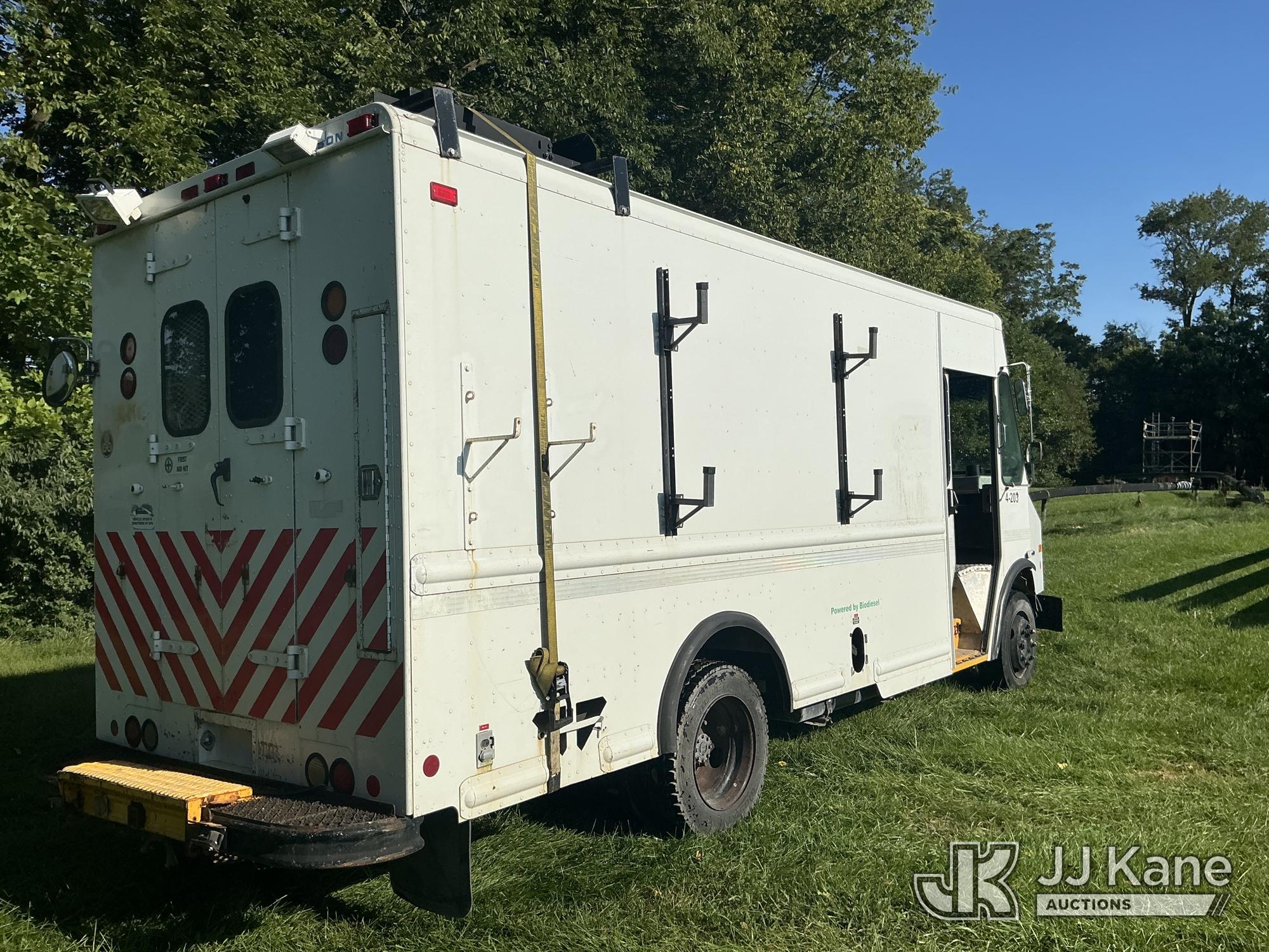 2008 Freightliner MT45 CHASSIS