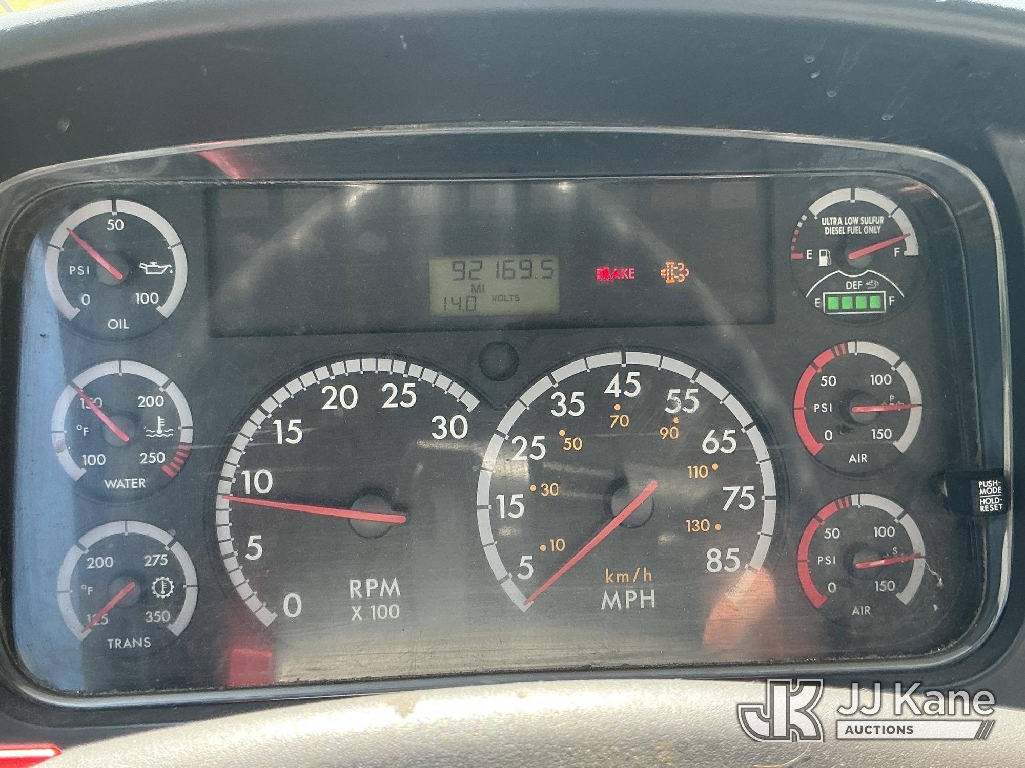 2014 Freightliner M2 106
