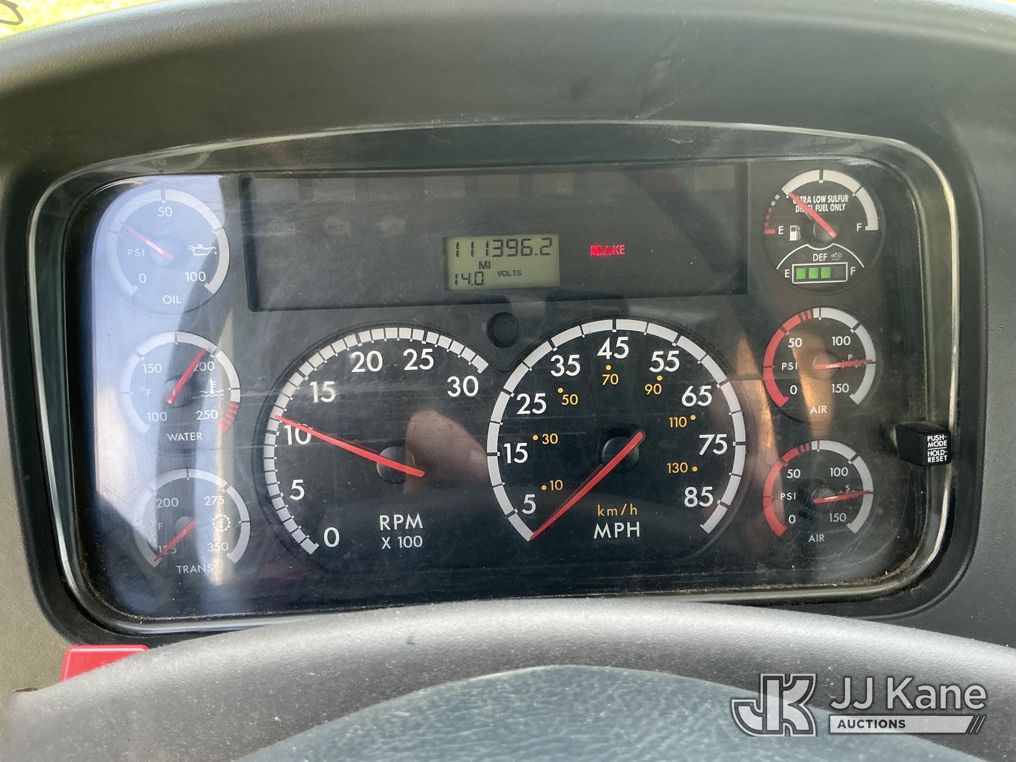 2014 Freightliner M2 106