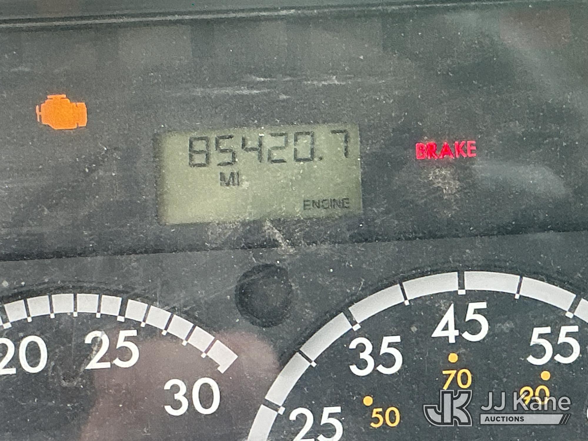 2015 Freightliner M2 106
