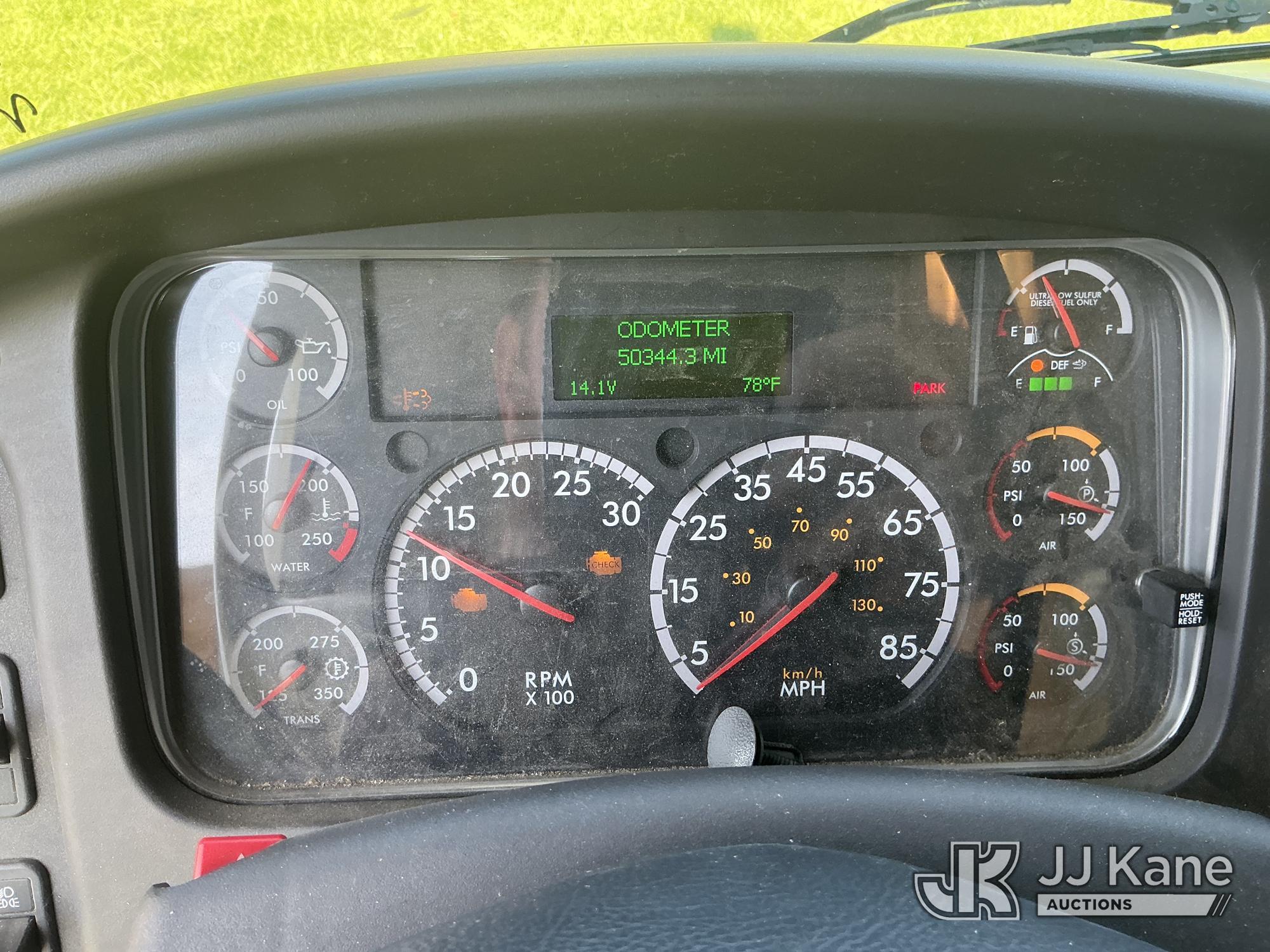 2017 Freightliner M2 106