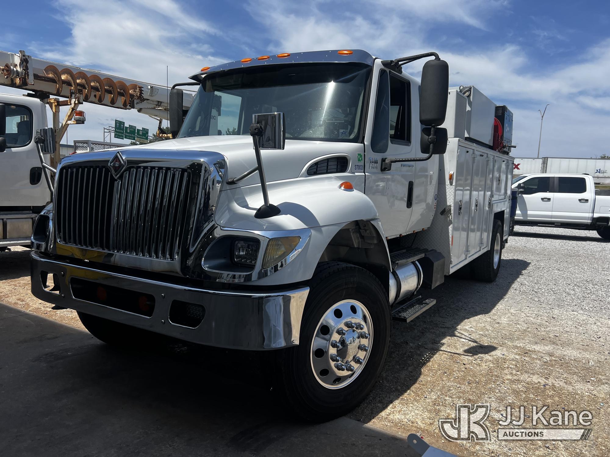 Photo of 2005 International 7400