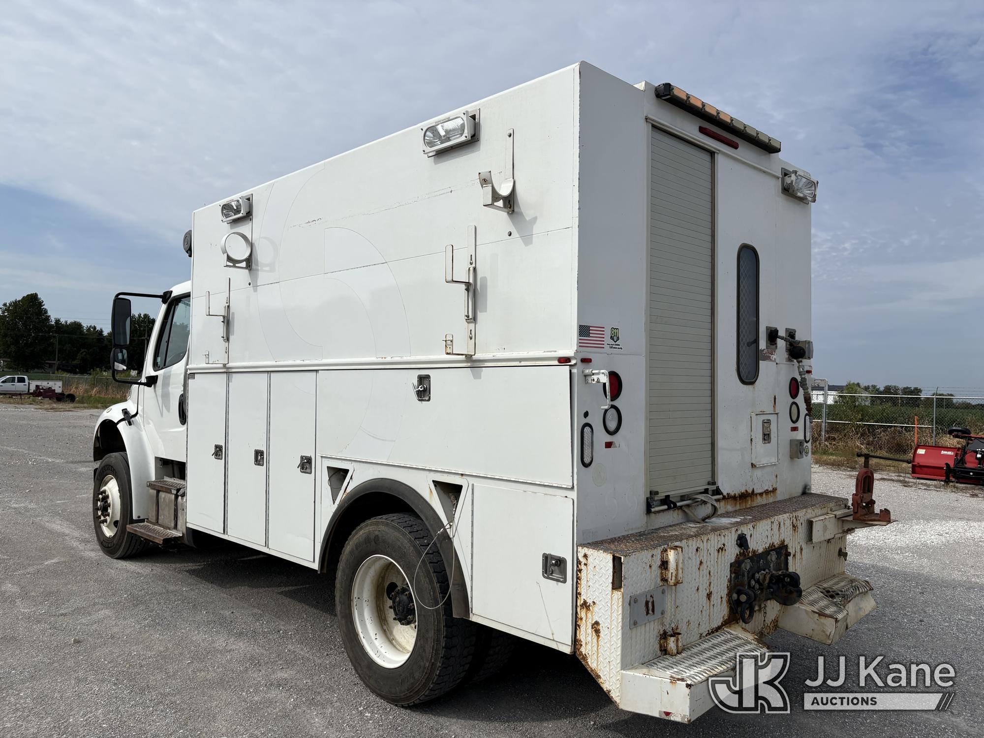 2016 Freightliner M2 106