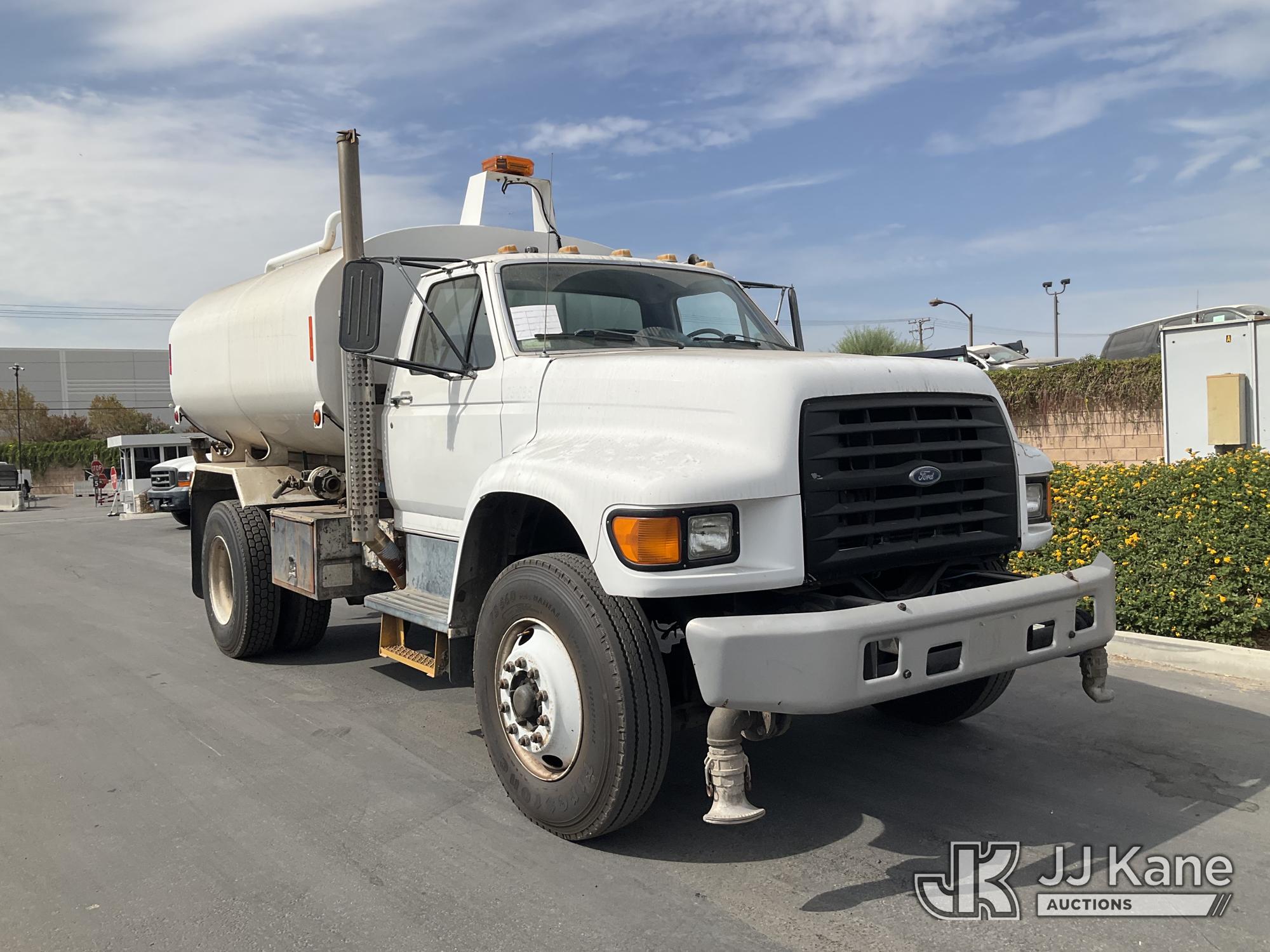 1998 Ford F800
