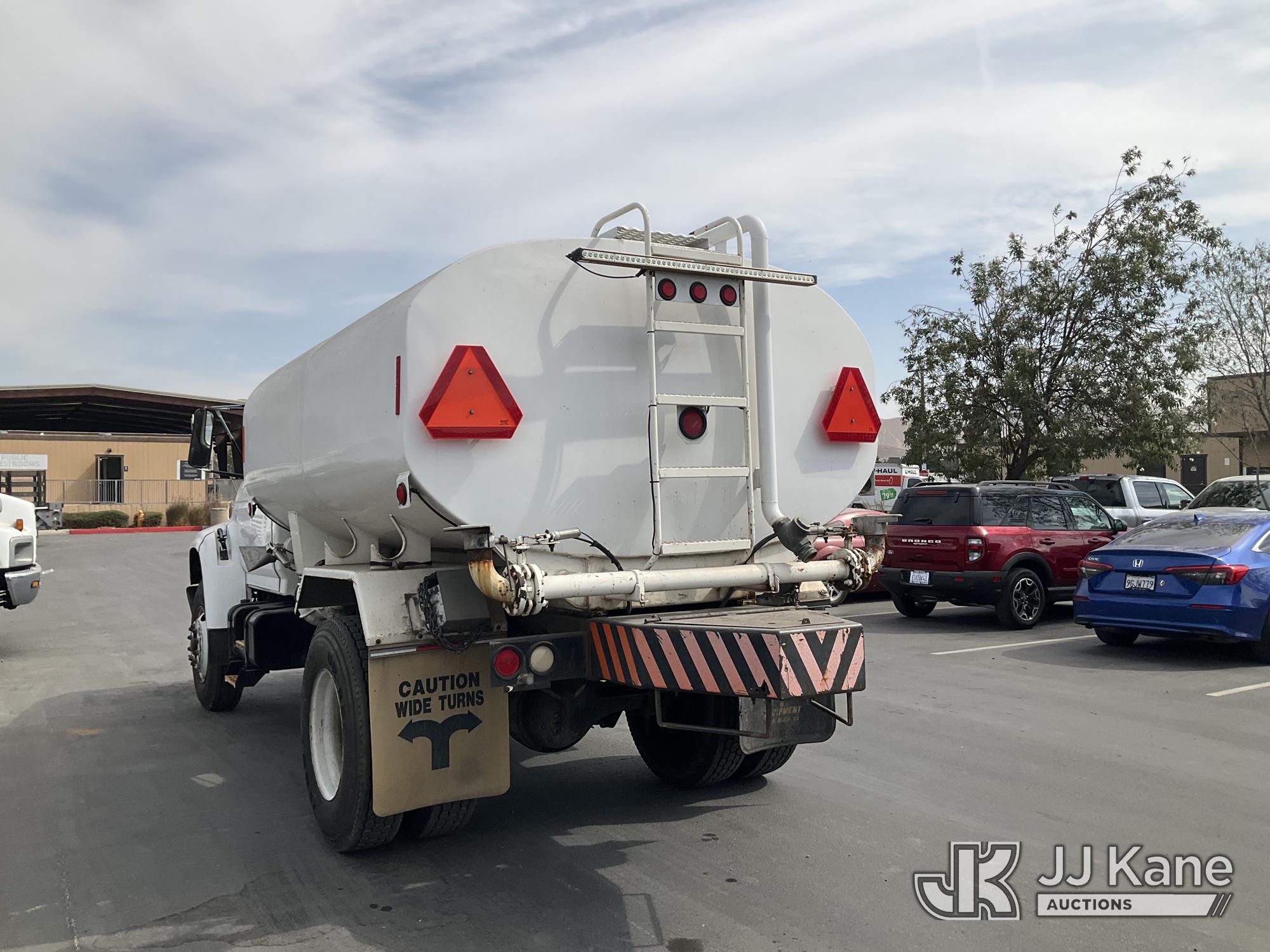 1998 Ford F800